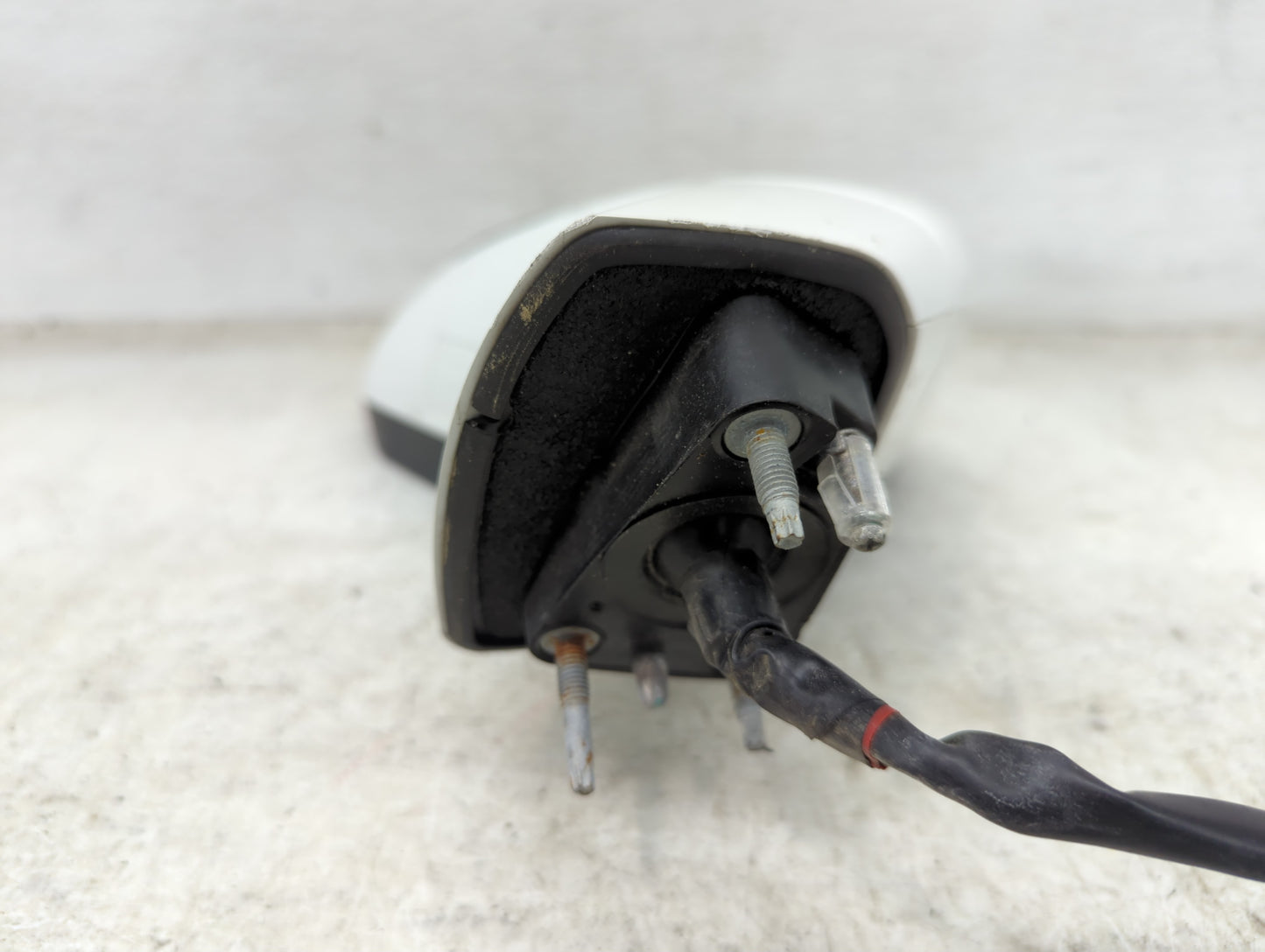 2017-2020 Buick Encore Passenger Side View Mirror - Right Door Mirror OEM Used - Oemusedautoparts1.com