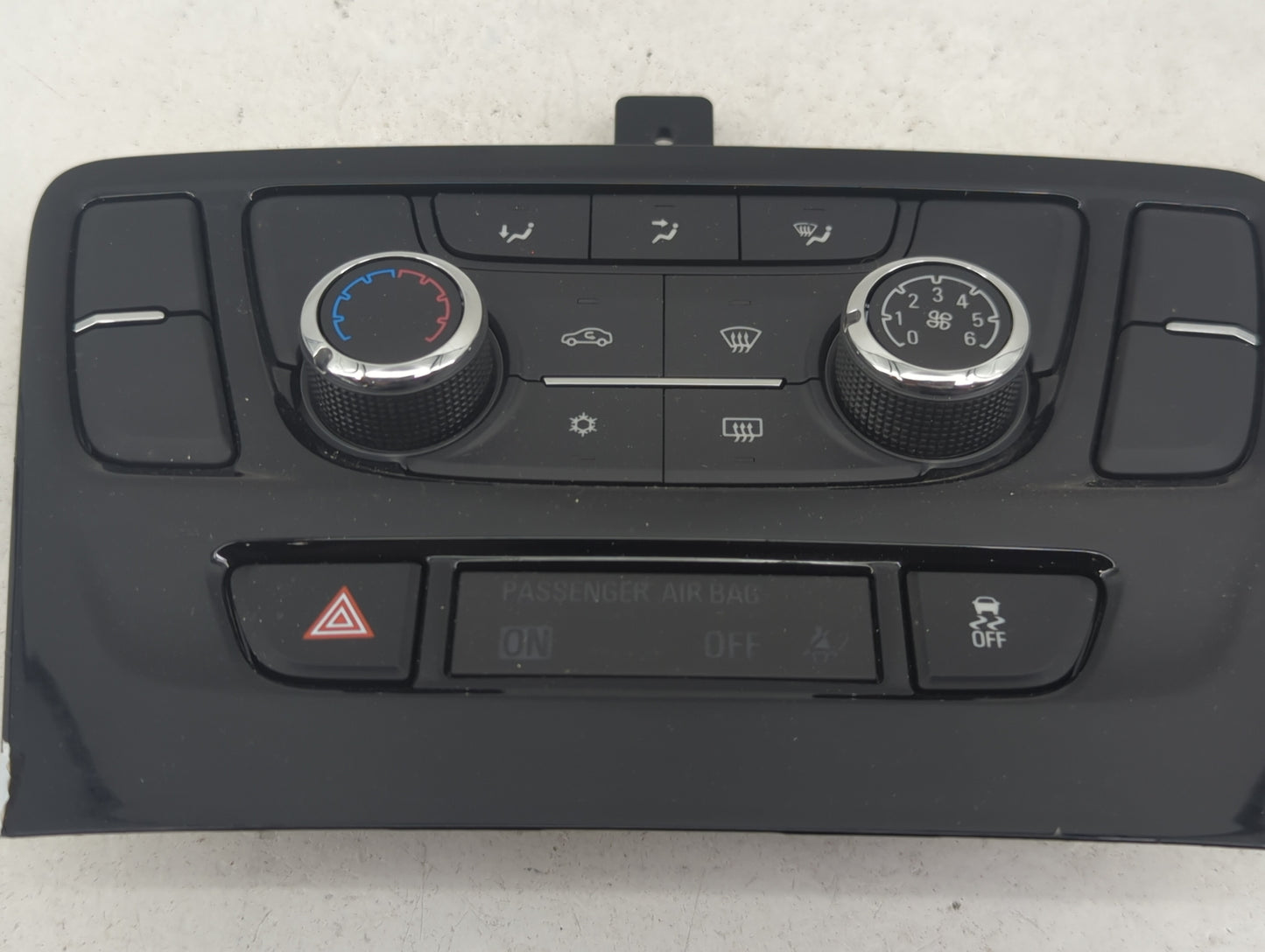 2017-2021 Buick Encore Climate Control Module Temperature AC/Heater Replacement P/N:39081561 A2C1134980001 Fits OEM Used Aut