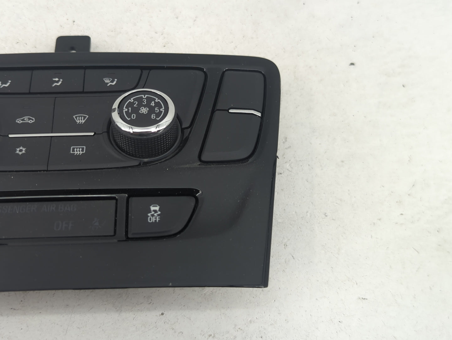 2017-2021 Buick Encore Climate Control Module Temperature AC/Heater Replacement P/N:39081561 A2C1134980001 Fits OEM Used Aut