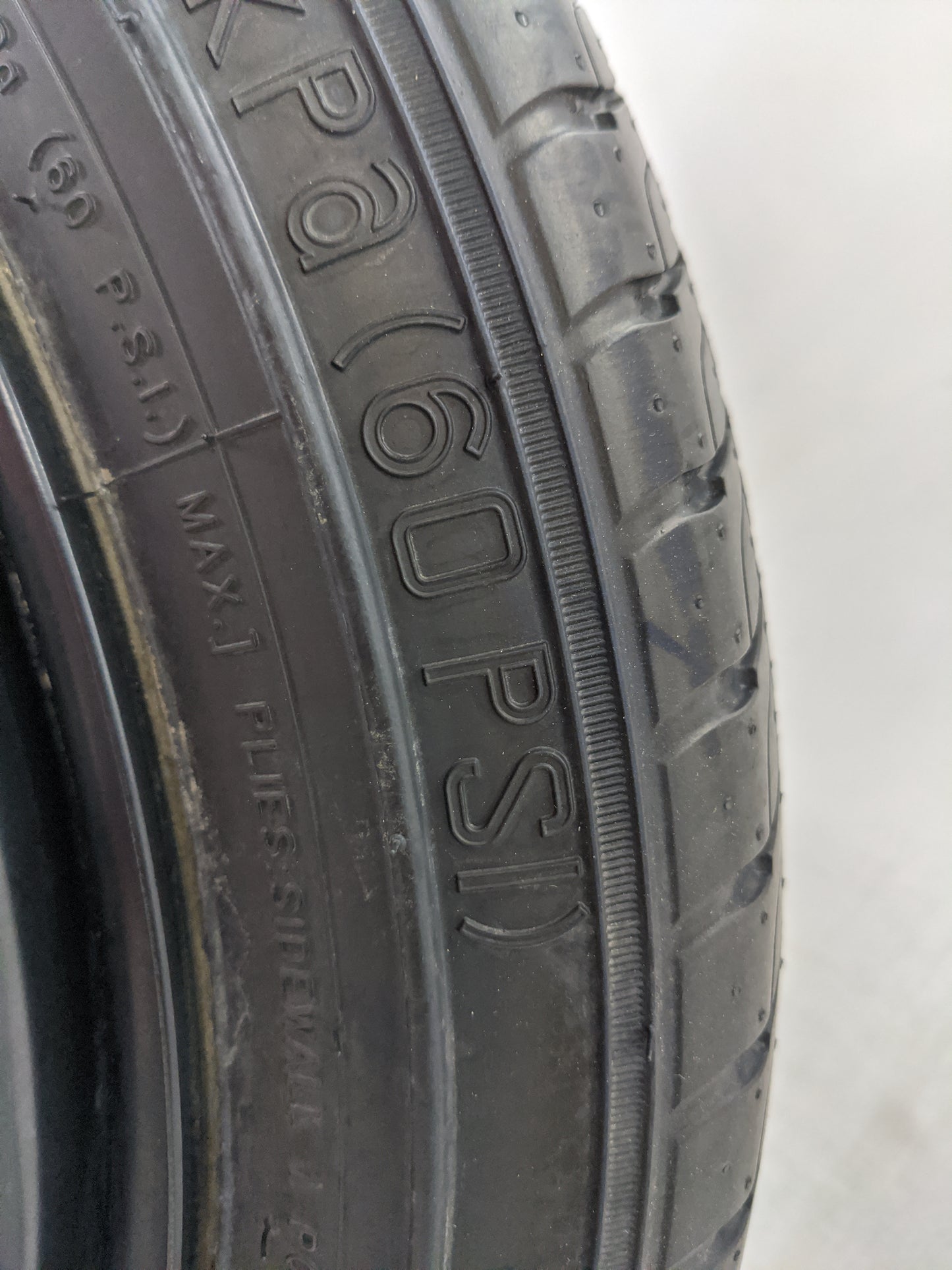 2013-2022 Buick Encore Spare Donut Tire Wheel Rim Oem 1461502 - Oemusedautoparts1.com