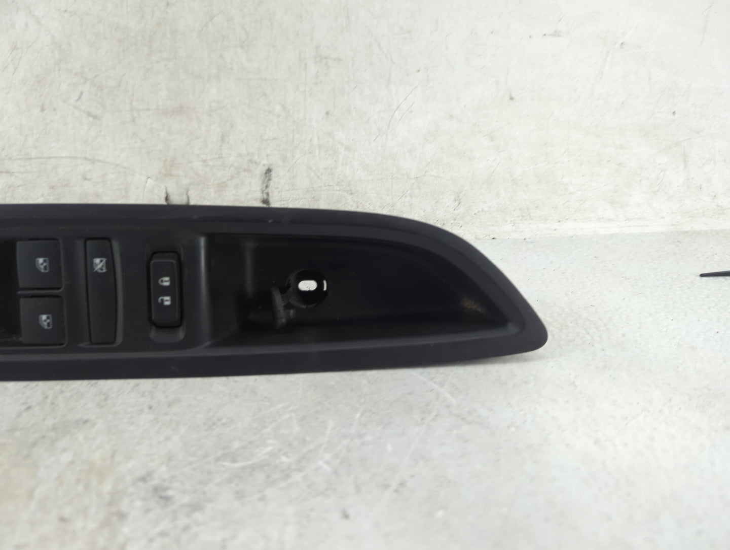 2017-2020 Buick Encore Master Power Window Switch Replacement Driver Side Left P/N:95025518-600R Fits Fits 2017 2018 2019 20