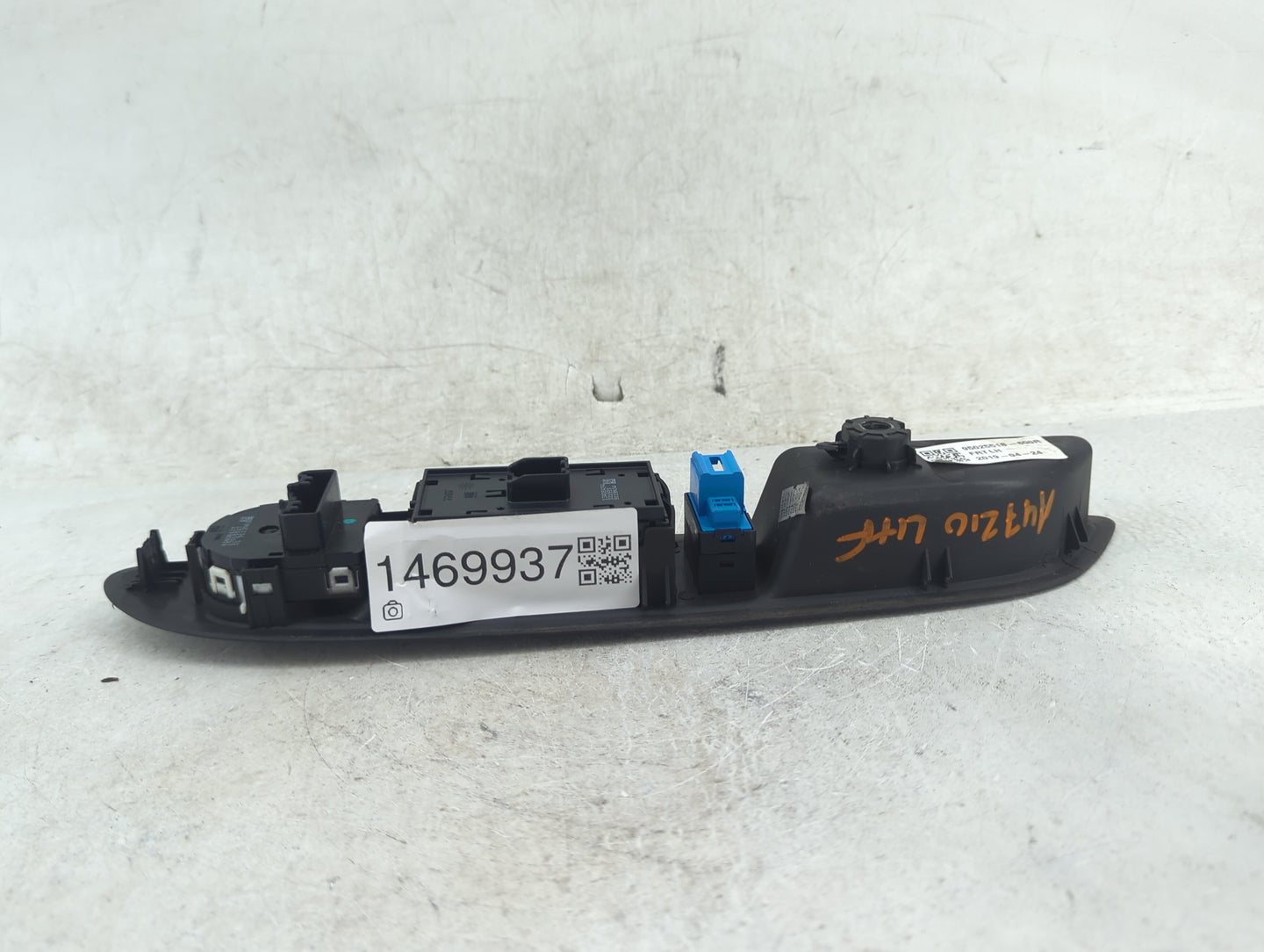 2017-2020 Buick Encore Master Power Window Switch Replacement Driver Side Left P/N:95025518-600R Fits Fits 2017 2018 2019 20