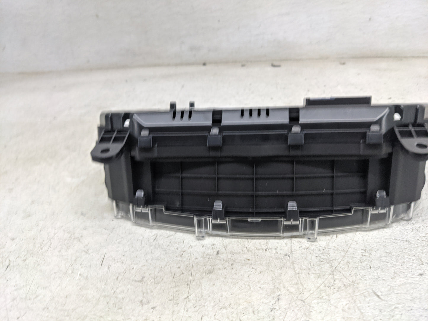 2019 Buick Encore Instrument Cluster Speedometer Gauges P/N:GM-0089-009-MR-CC0C 42673245, 7710650000000X, 77689737 Miles: Fi