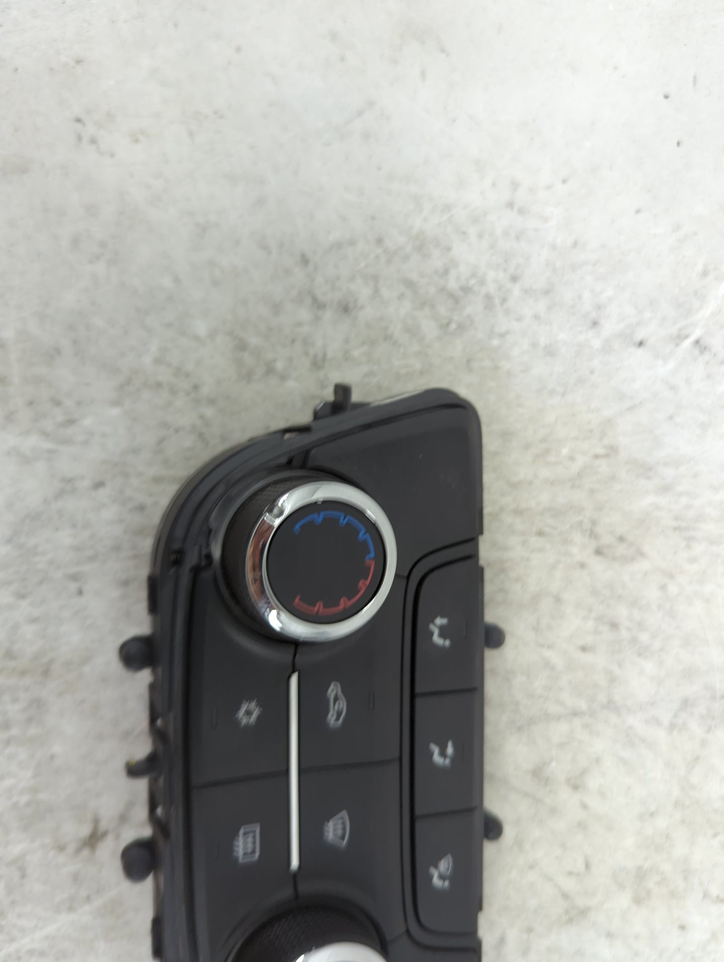 2017-2021 Buick Encore Climate Control Module Temperature AC/Heater Replacement P/N:39081561 A2C1134980001 Fits OEM Used Aut