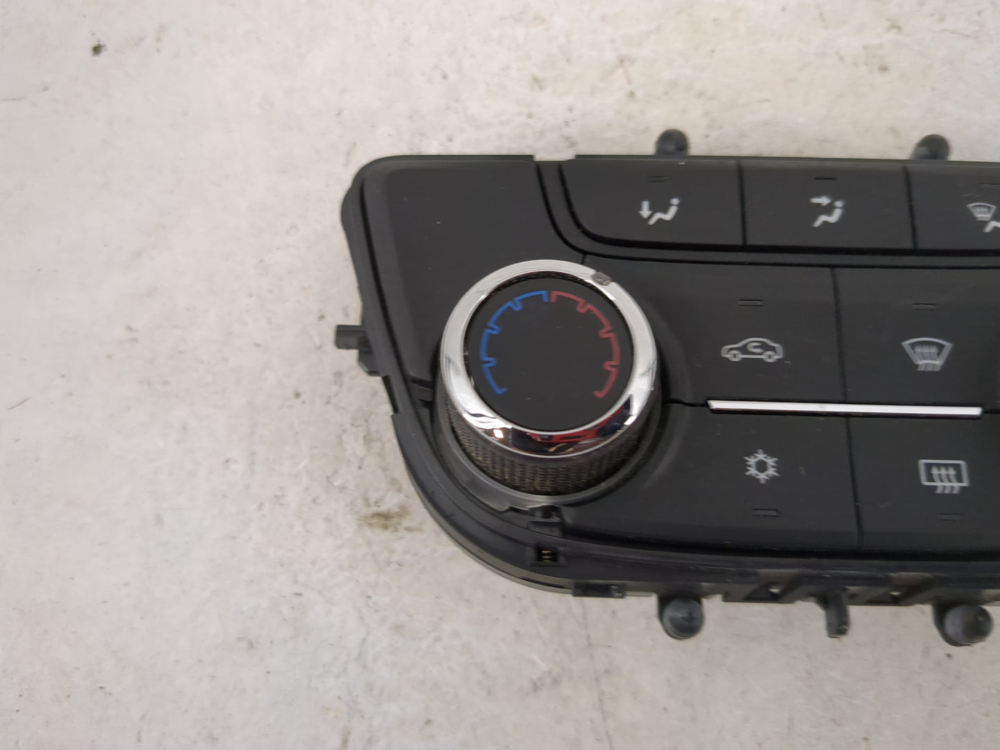 2017-2021 Buick Encore Climate Control Module Temperature AC/Heater Replacement P/N:39081561 A2C1134980001 Fits OEM Used Aut