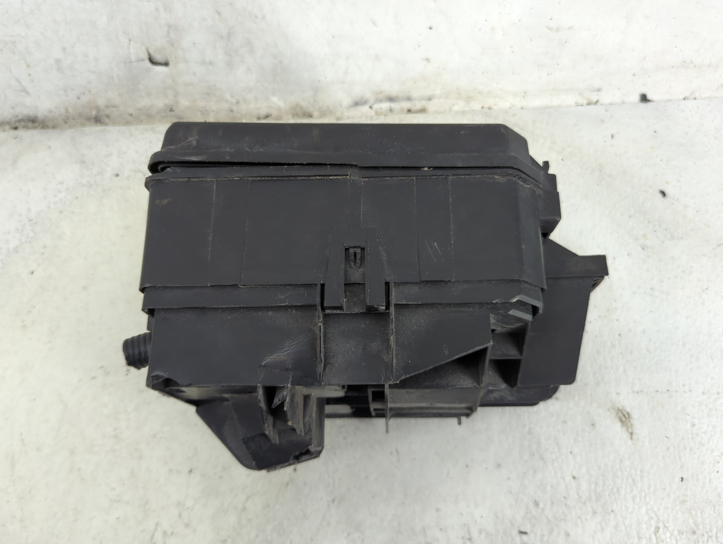 2018-2020 Buick Encore Fusebox Fuse Box Panel Relay Module P/N:42624875 Fits Fits 2018 2019 2020 OEM Used Auto Parts - Oemus