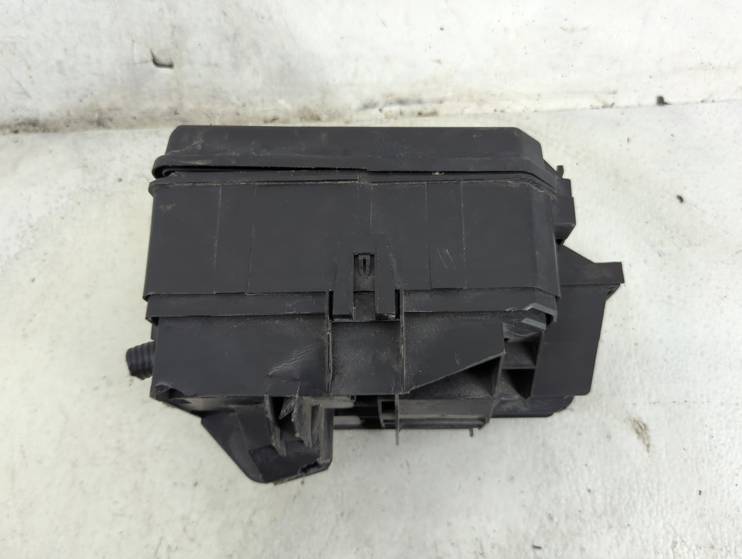 2018-2020 Buick Encore Fusebox Fuse Box Panel Relay Module P/N:42624875 Fits Fits 2018 2019 2020 OEM Used Auto Parts - Oemus