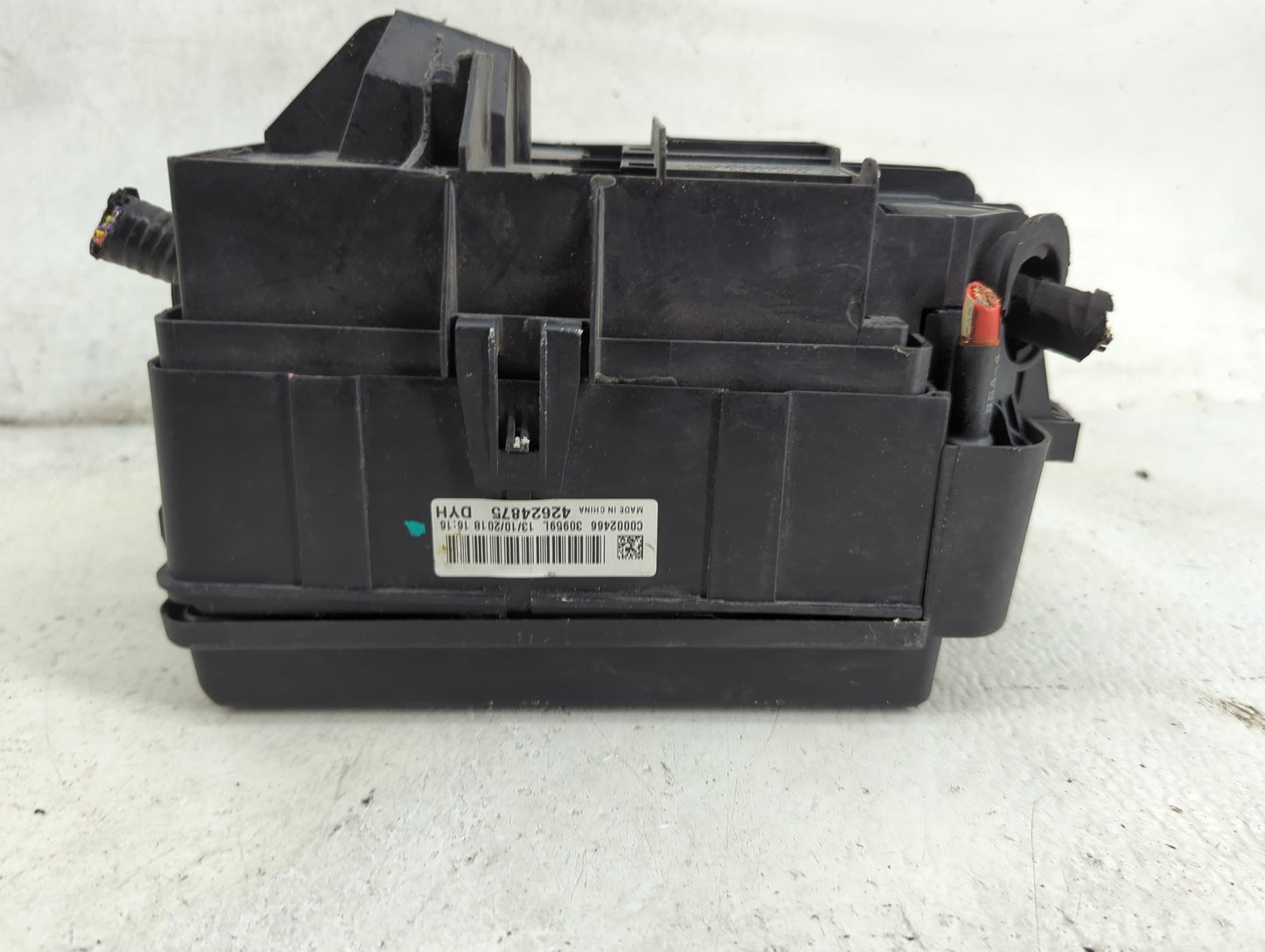 2018-2020 Buick Encore Fusebox Fuse Box Panel Relay Module P/N:42624875 Fits Fits 2018 2019 2020 OEM Used Auto Parts - Oemus