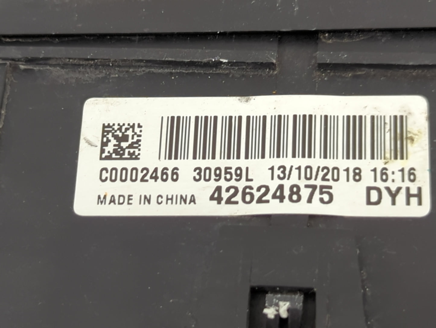 2018-2020 Buick Encore Fusebox Fuse Box Panel Relay Module P/N:42624875 Fits Fits 2018 2019 2020 OEM Used Auto Parts - Oemus