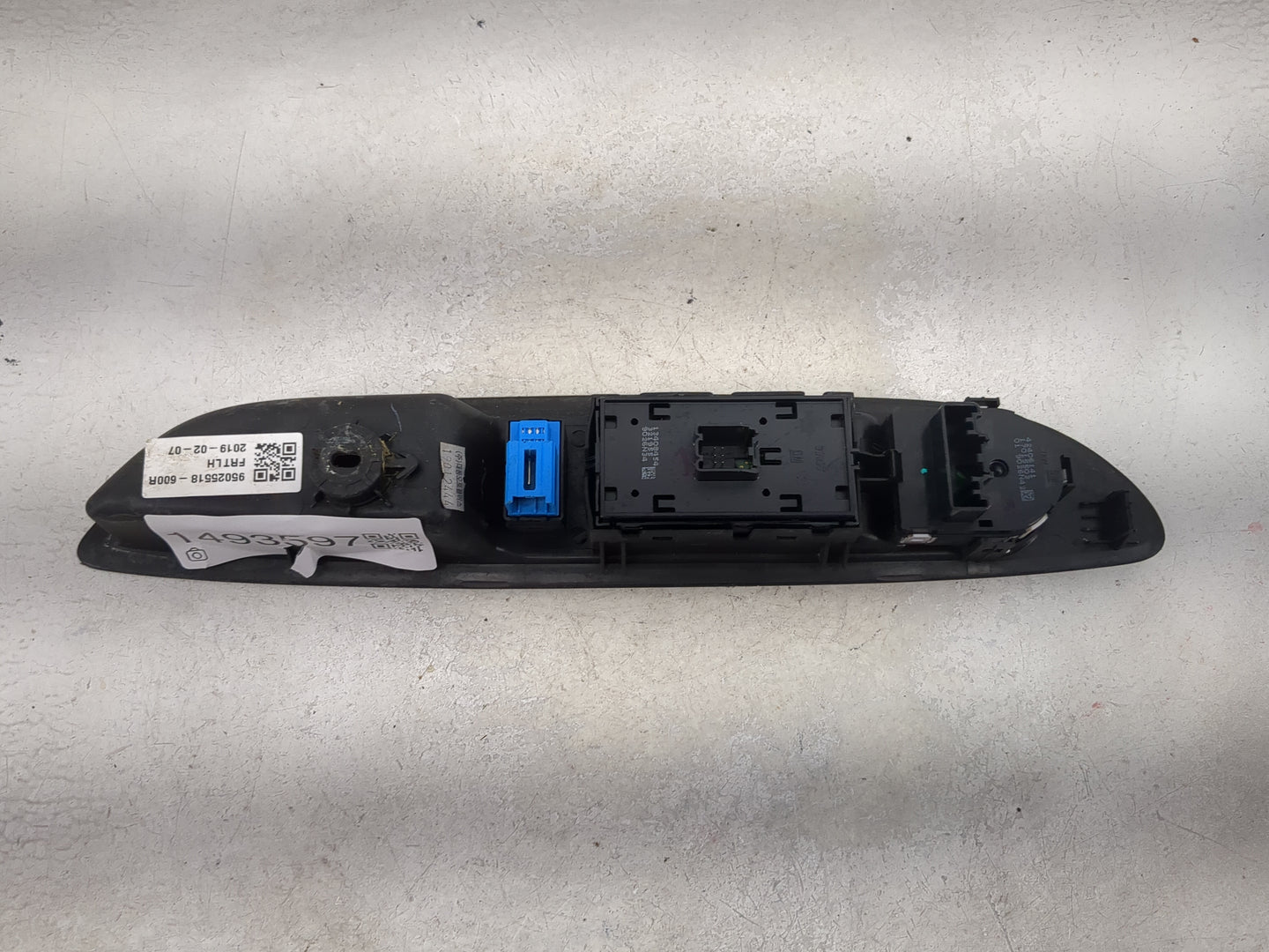 2017-2020 Buick Encore Master Power Window Switch Replacement Driver Side Left P/N:95025518-600R Fits Fits 2017 2018 2019 20
