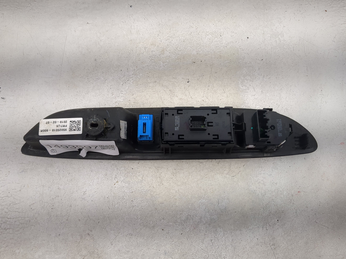 2017-2020 Buick Encore Master Power Window Switch Replacement Driver Side Left P/N:95025518-600R Fits Fits 2017 2018 2019 20