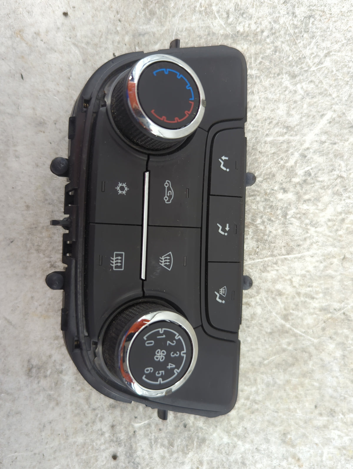 2017-2021 Buick Encore Climate Control Module Temperature AC/Heater Replacement P/N:39081561 A2C1134980001 Fits OEM Used Aut