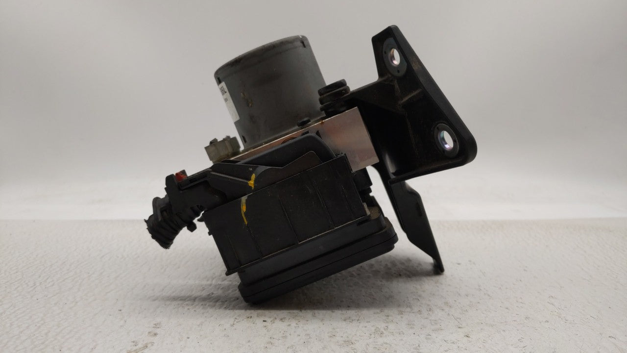 2017-2019 Buick Encore ABS Pump Control Module Replacement P/N:42643519 42520669, 42563014 Fits Fits 2017 2018 2019 OEM Used