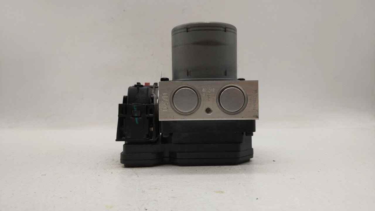 2017-2019 Buick Encore ABS Pump Control Module Replacement P/N:42643519 42520669, 42563014 Fits Fits 2017 2018 2019 OEM Used