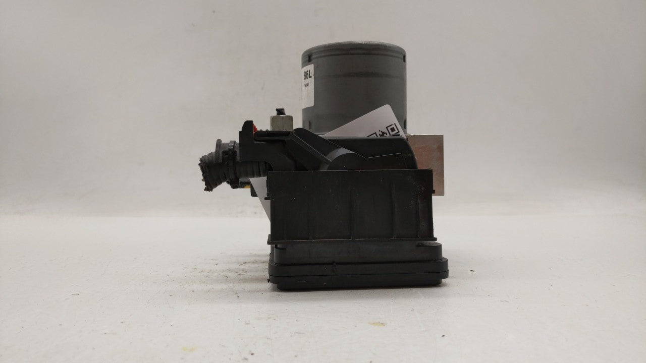 2017-2019 Buick Encore ABS Pump Control Module Replacement P/N:42643519 42520669, 42563014 Fits Fits 2017 2018 2019 OEM Used