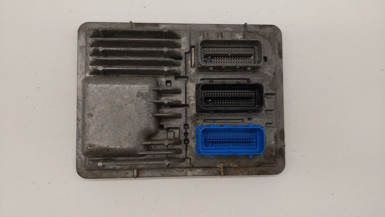 2019 Buick Encore PCM Engine Control Computer ECU ECM PCU OEM P/N:12676683 12697837, 12700116, 12683660 Fits Fits 2017 2018 