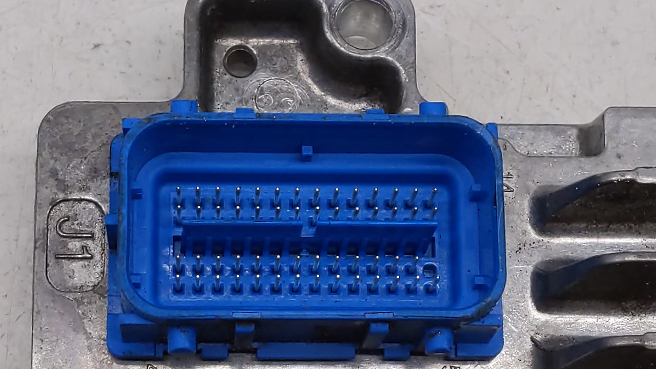2017-2019 Buick Encore PCM Engine Control Computer ECU ECM PCU OEM P/N:12668986 12695536, 12670309 Fits Fits 2017 2018 2019 