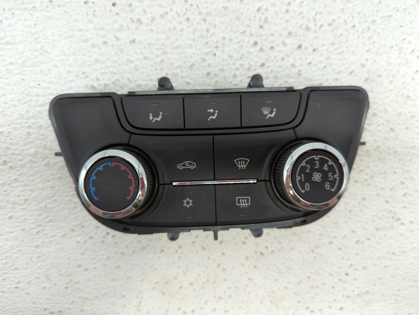 2017-2021 Buick Encore Climate Control Module Temperature AC/Heater Replacement P/N:39081581 39081561 Fits OEM Used Auto Par