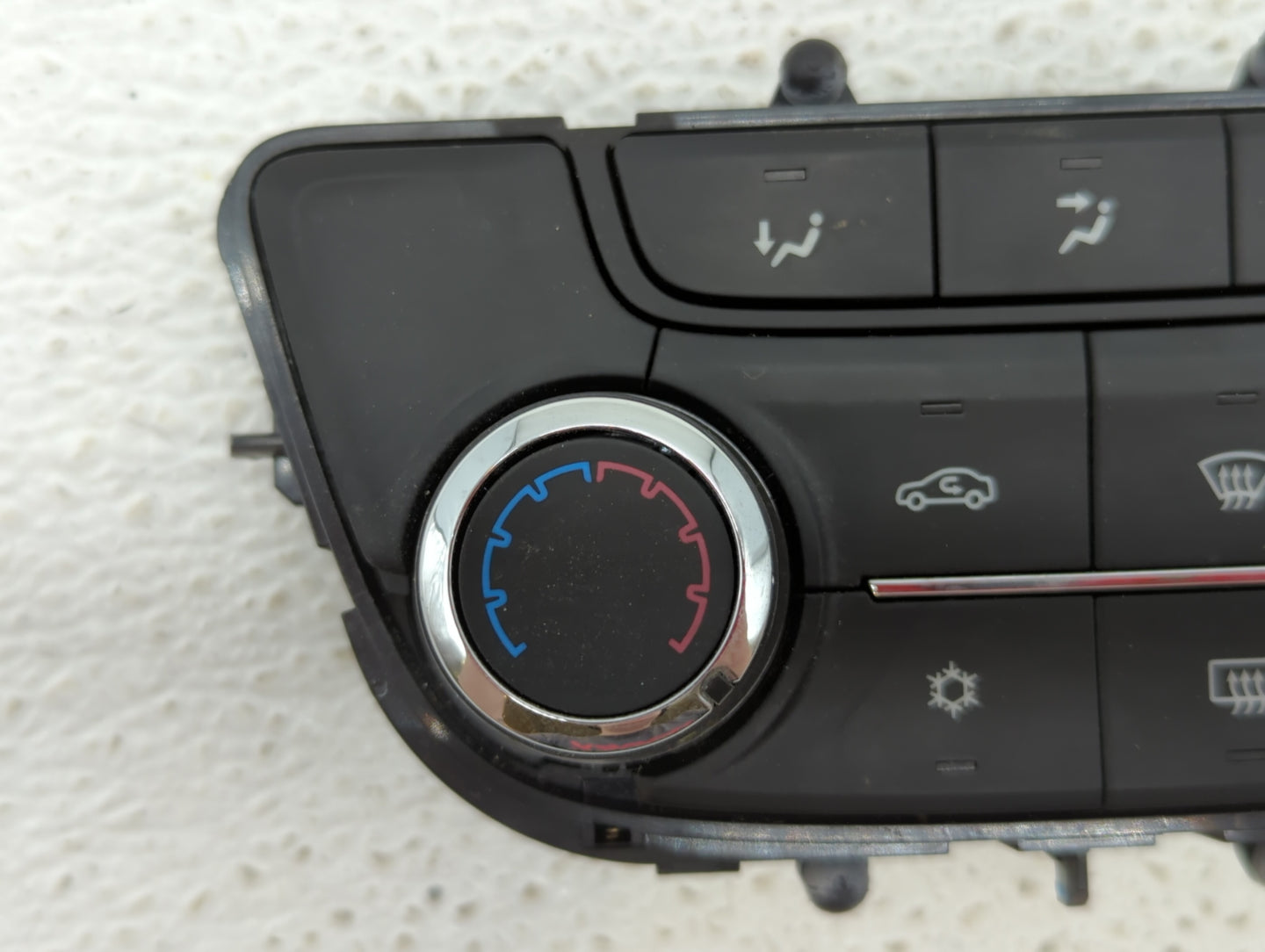 2017-2021 Buick Encore Climate Control Module Temperature AC/Heater Replacement P/N:39081581 39081561 Fits OEM Used Auto Par