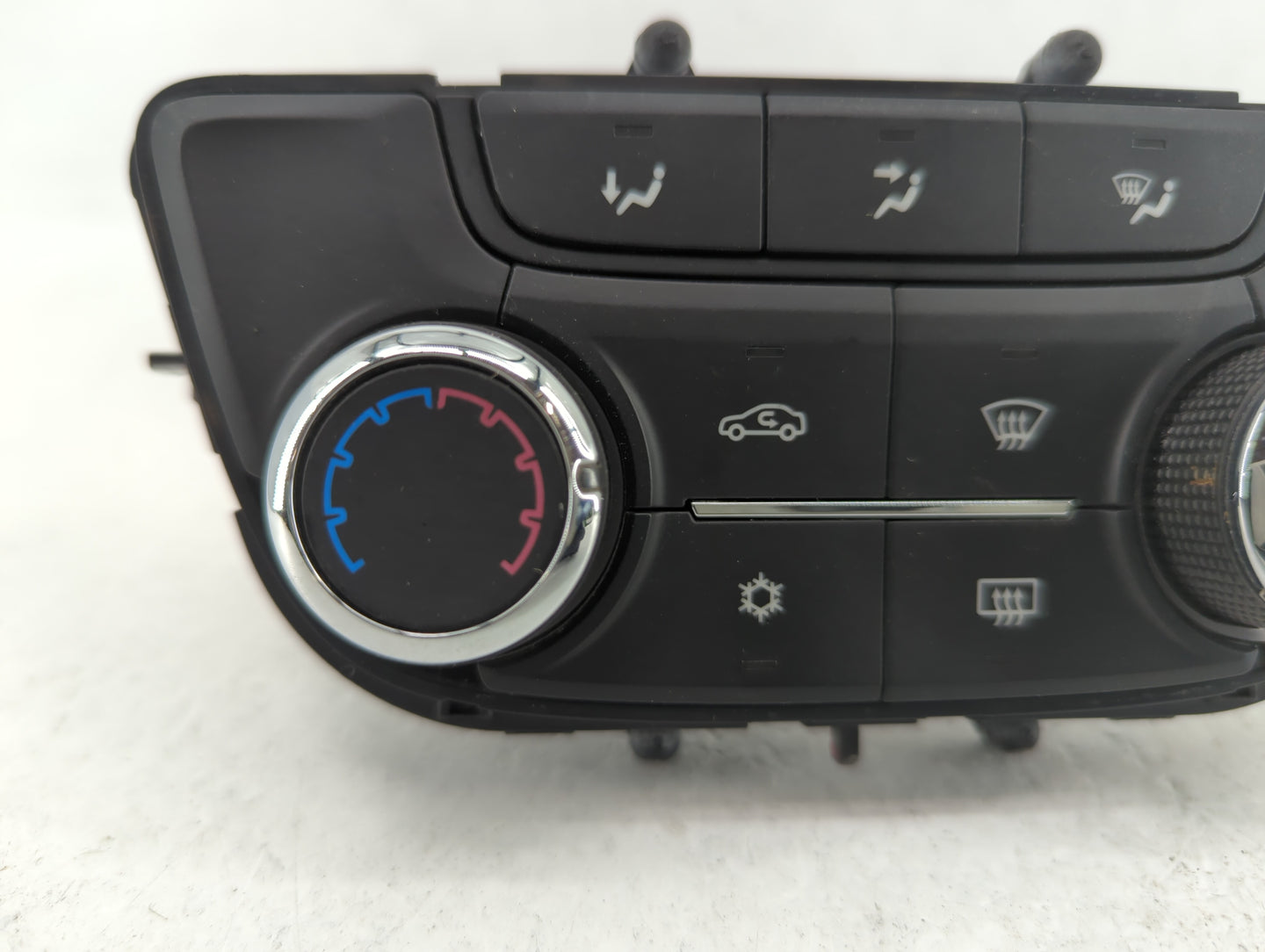 2017-2021 Buick Encore Climate Control Module Temperature AC/Heater Replacement P/N:39081581 39081561 Fits OEM Used Auto Par
