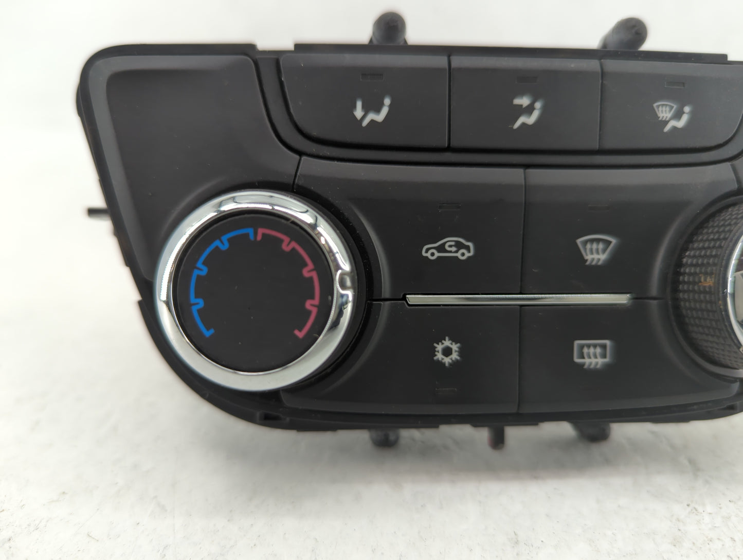 2017-2021 Buick Encore Climate Control Module Temperature AC/Heater Replacement P/N:39081581 39081561 Fits OEM Used Auto Par
