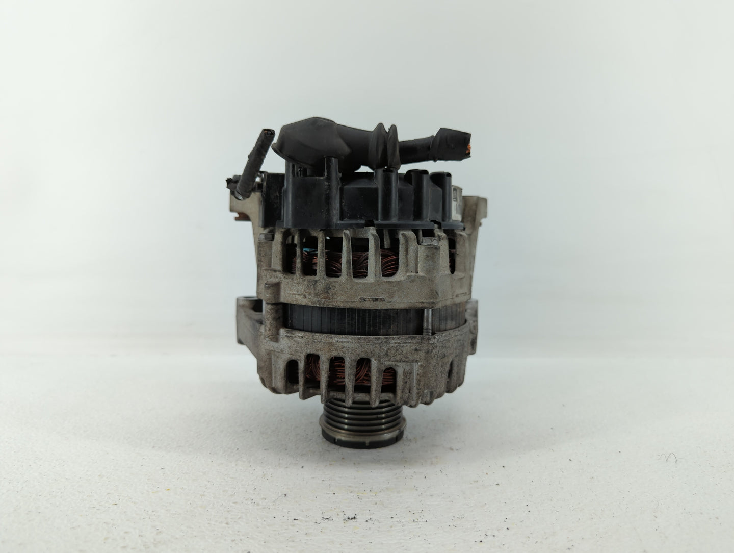 2013-2019 Buick Encore Alternator Replacement Generator Charging Assembly Engine OEM P/N:13577154 13597226 Fits OEM Used Aut