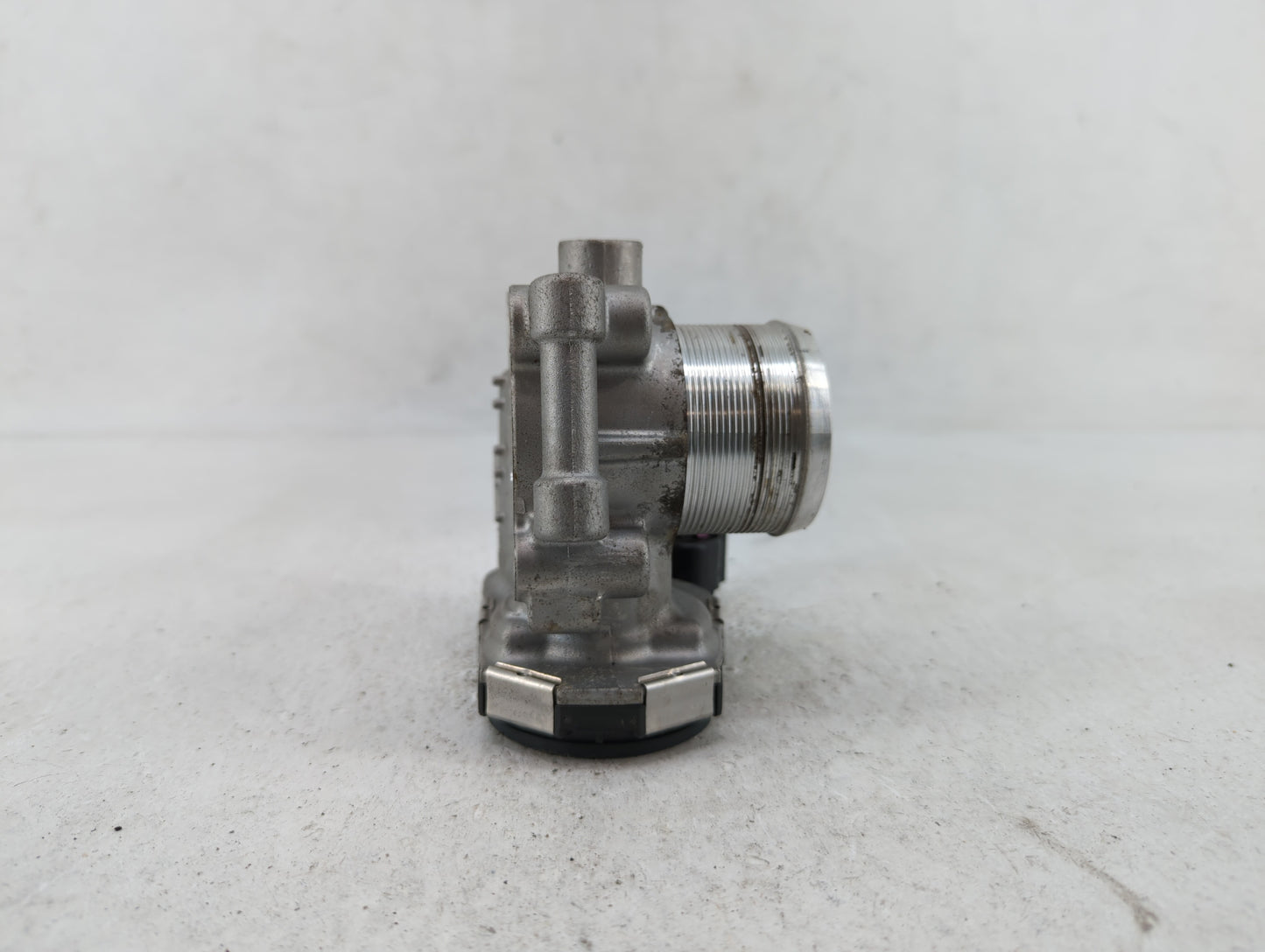 2013-2019 Buick Encore Throttle Body P/N:55581662 55565489 Fits Fits 2011 2012 2013 2014 2015 2016 2017 2018 2019 OEM Used A