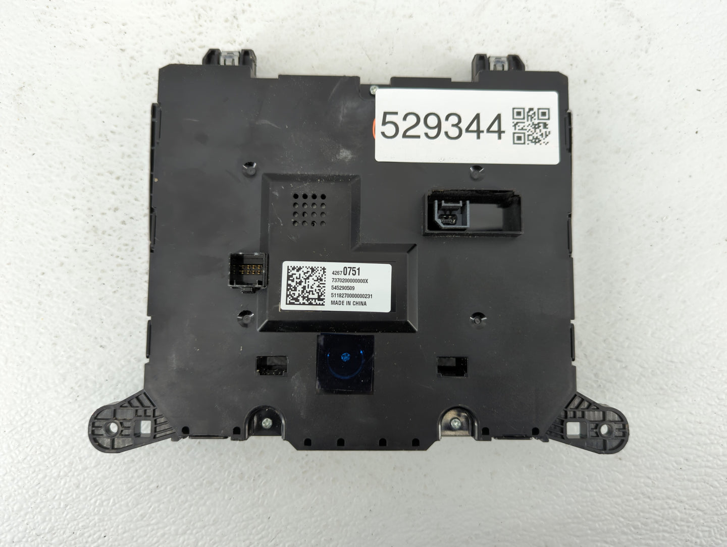 2019 Buick Encore Radio AM FM Cd Player Receiver Replacement P/N:42670751 Fits OEM Used Auto Parts - Oemusedautoparts1.com