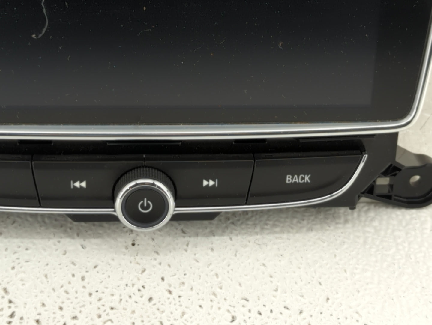 2017-2021 Buick Encore Am Fm Cd Player Radio Receiver - Oemusedautoparts1.com