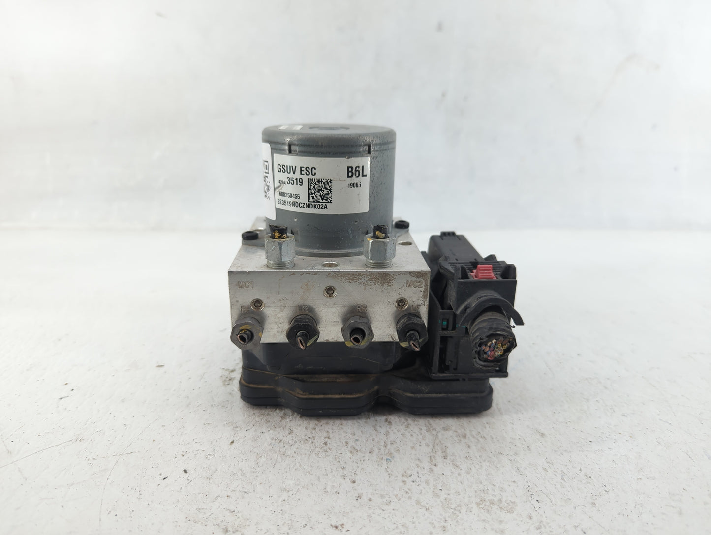 2017-2021 Buick Encore ABS Pump Control Module Replacement P/N:688250455 42643519 Fits Fits 2017 2018 2019 2020 2021 OEM Use