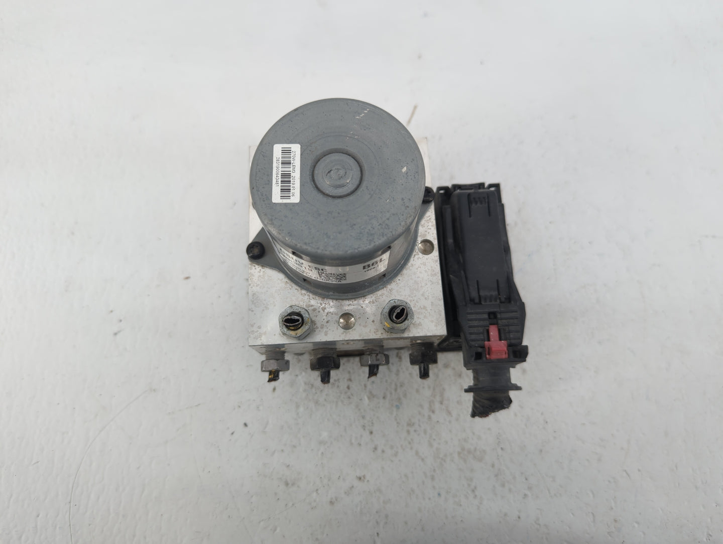 2017-2021 Buick Encore ABS Pump Control Module Replacement P/N:688250455 42643519 Fits Fits 2017 2018 2019 2020 2021 OEM Use