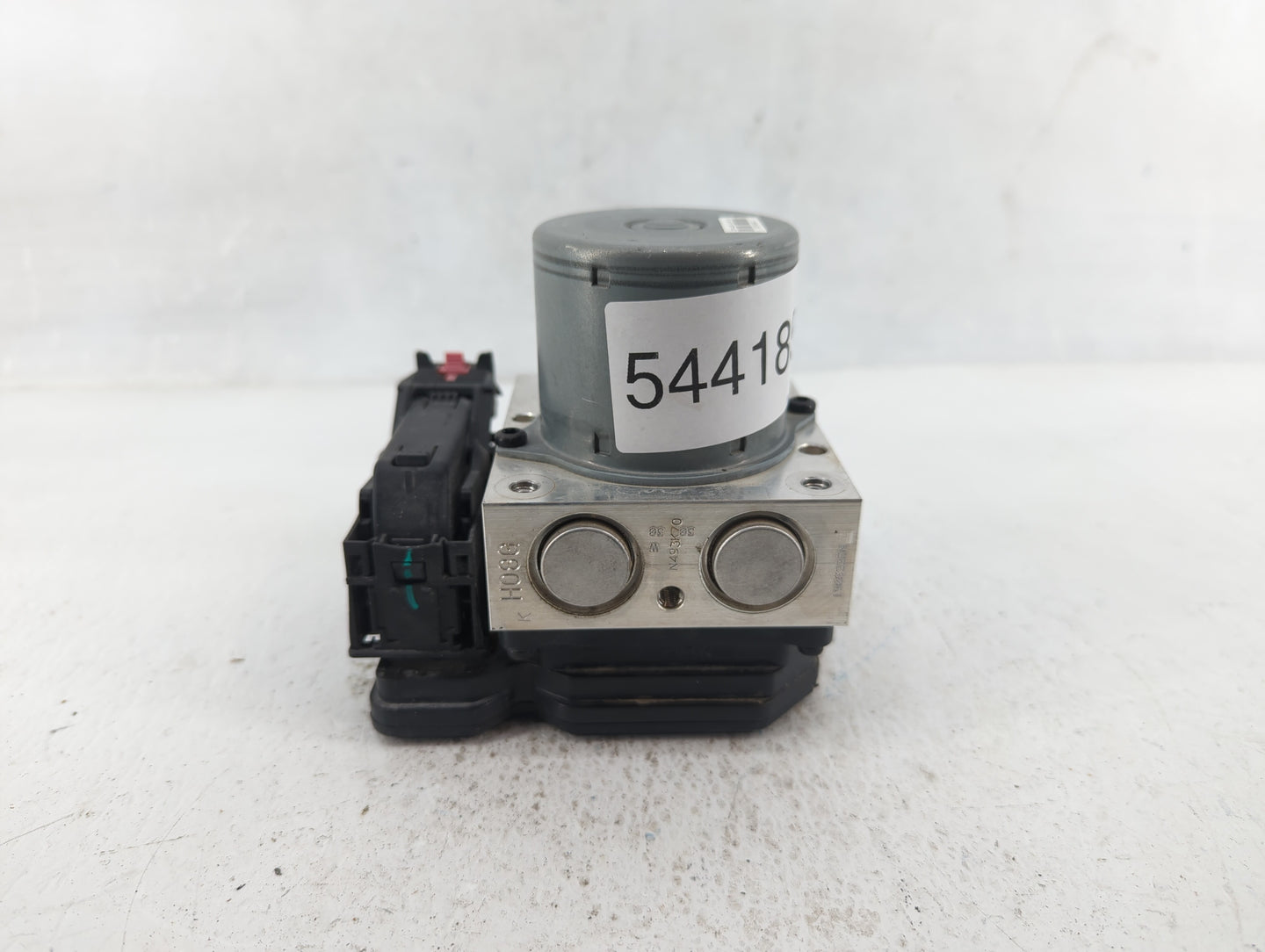 2017-2021 Buick Encore ABS Pump Control Module Replacement P/N:688250455 42643519 Fits Fits 2017 2018 2019 2020 2021 OEM Use