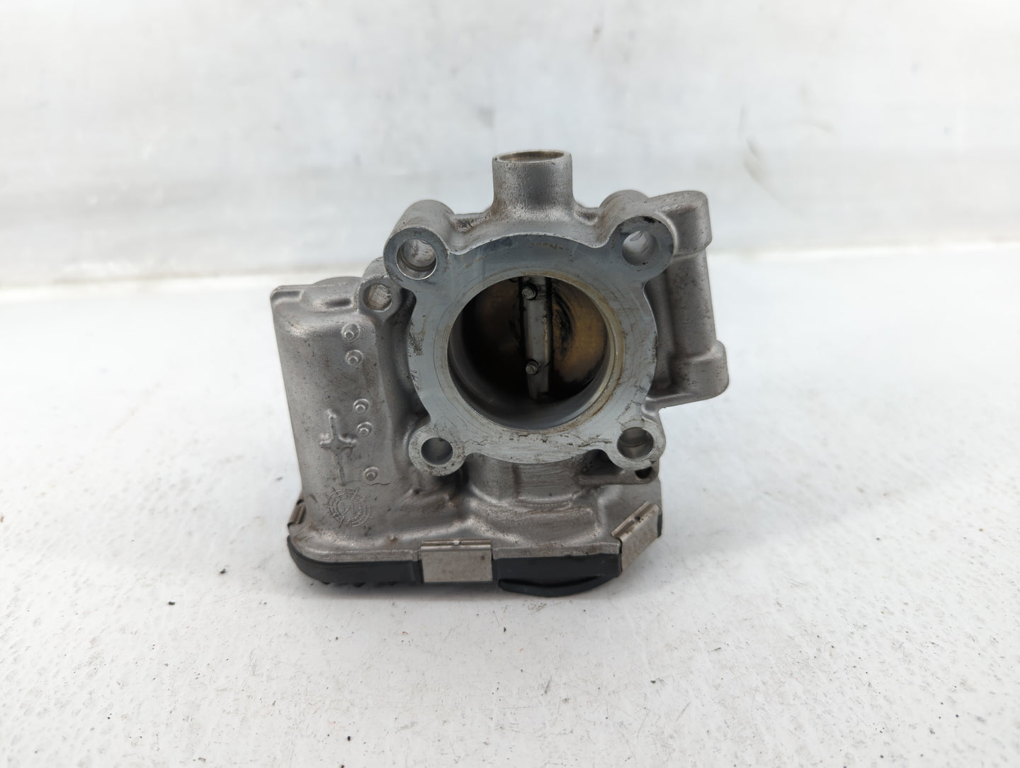 2013-2021 Buick Encore Throttle Body P/N:55565489 Fits Fits 2011 2012 2013 2014 2015 2016 2017 2018 2019 2020 2021 OEM Used 