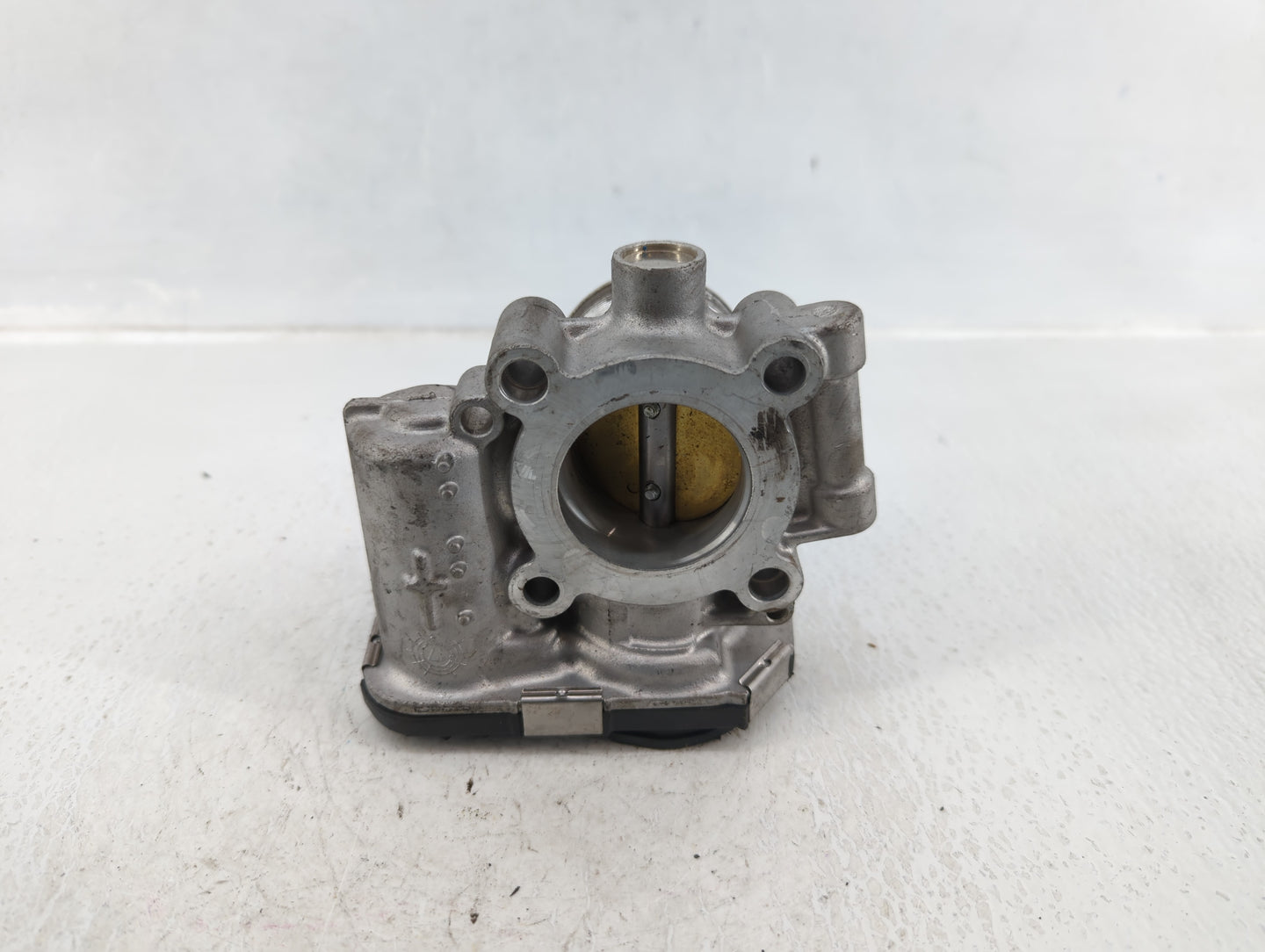 2013-2021 Buick Encore Throttle Body P/N:55565489 Fits Fits 2011 2012 2013 2014 2015 2016 2017 2018 2019 2020 2021 OEM Used 