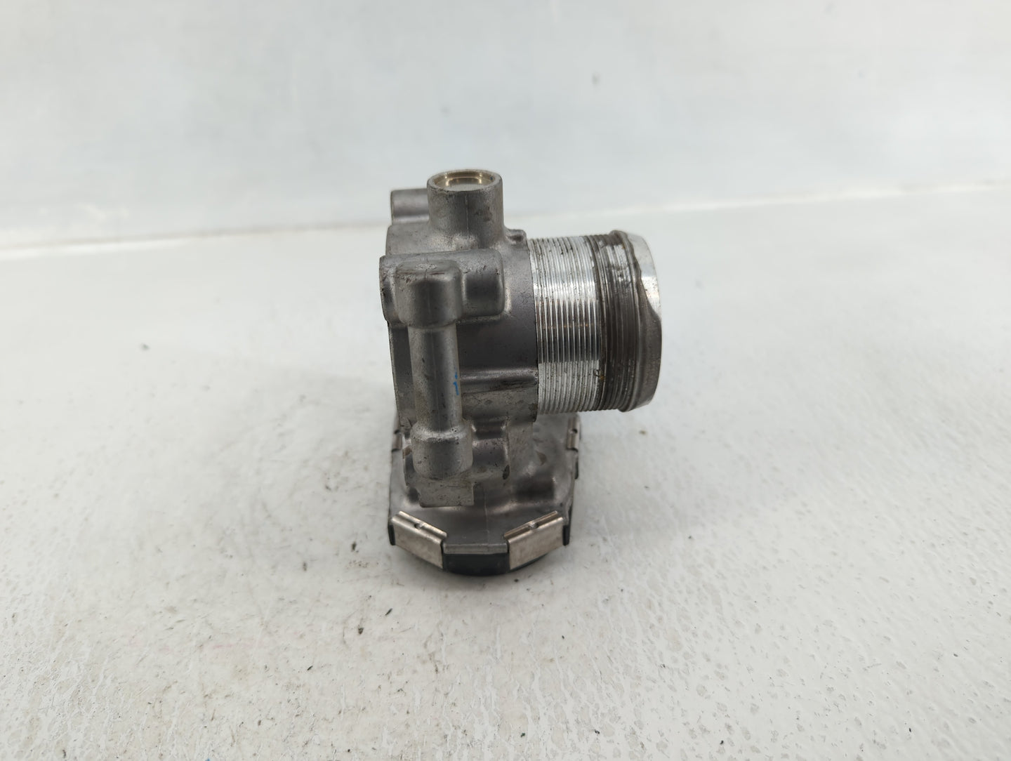 2013-2021 Buick Encore Throttle Body P/N:55565489 Fits Fits 2011 2012 2013 2014 2015 2016 2017 2018 2019 2020 2021 OEM Used 