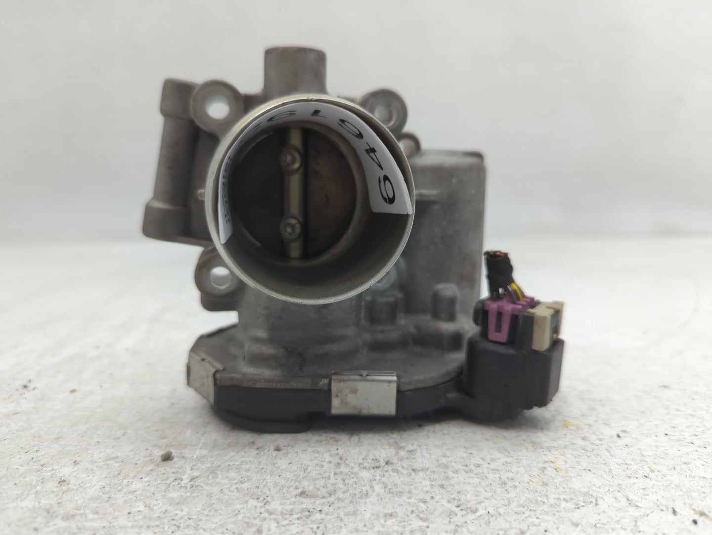 2013-2021 Buick Encore Throttle Body P/N:55581662 Fits Fits 2011 2012 2013 2014 2015 2016 2017 2018 2019 2020 2021 OEM Used 