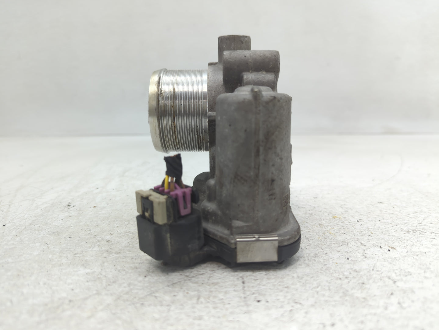 2013-2021 Buick Encore Throttle Body P/N:55581662 Fits Fits 2011 2012 2013 2014 2015 2016 2017 2018 2019 2020 2021 OEM Used 