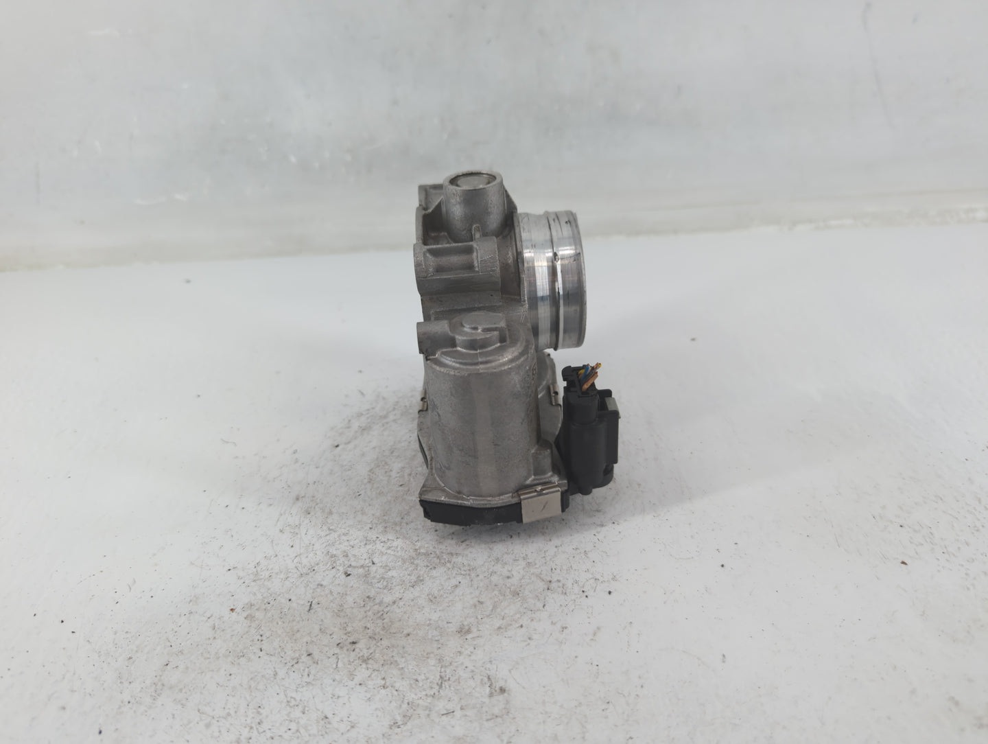 2016-2021 Buick Encore Throttle Body P/N:12671379AA Fits Fits 2016 2017 2018 2019 2020 2021 2022 OEM Used Auto Parts - Oemus