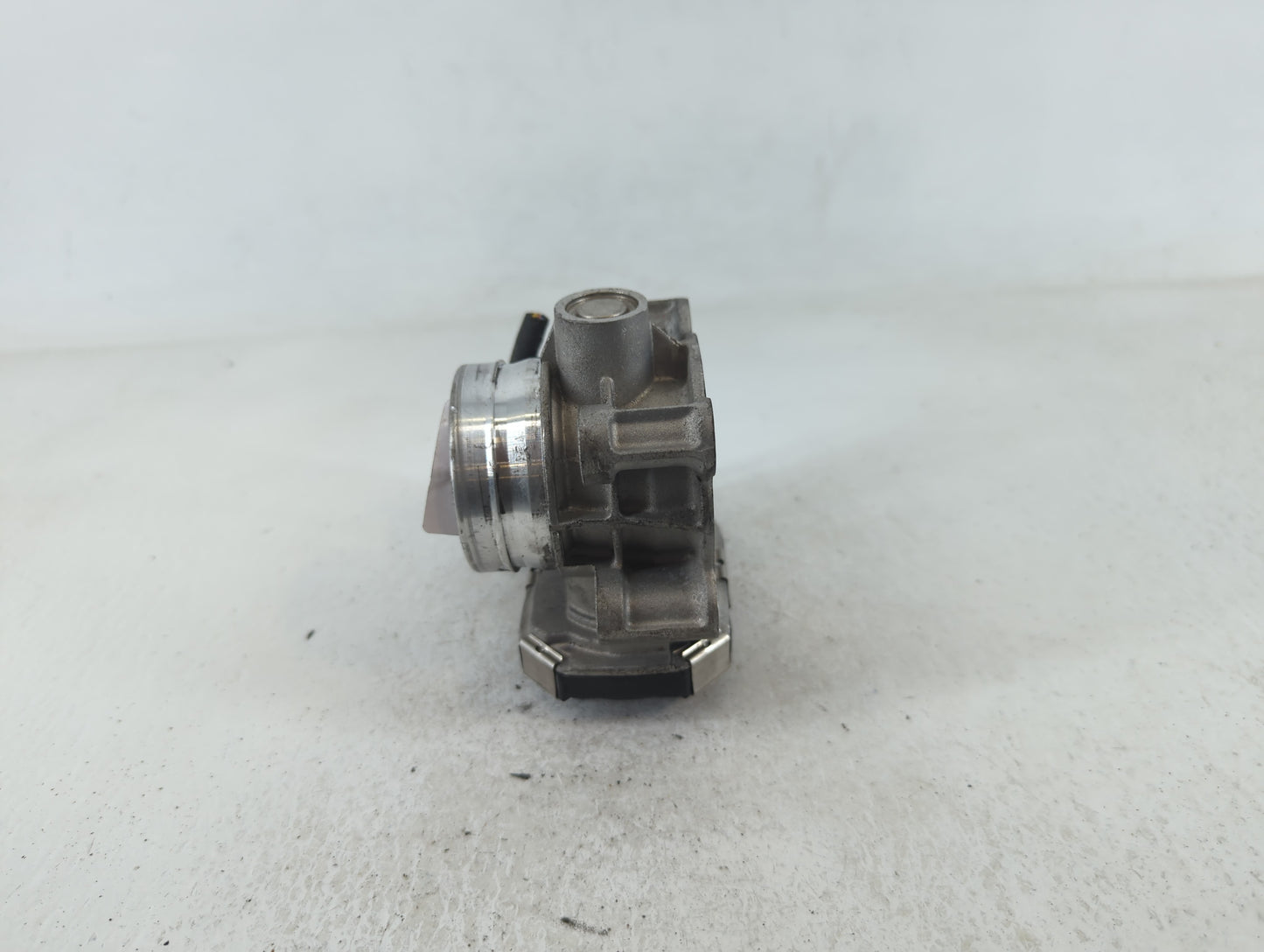 2016-2021 Buick Encore Throttle Body P/N:12671379AA Fits Fits 2016 2017 2018 2019 2020 2021 2022 OEM Used Auto Parts - Oemus