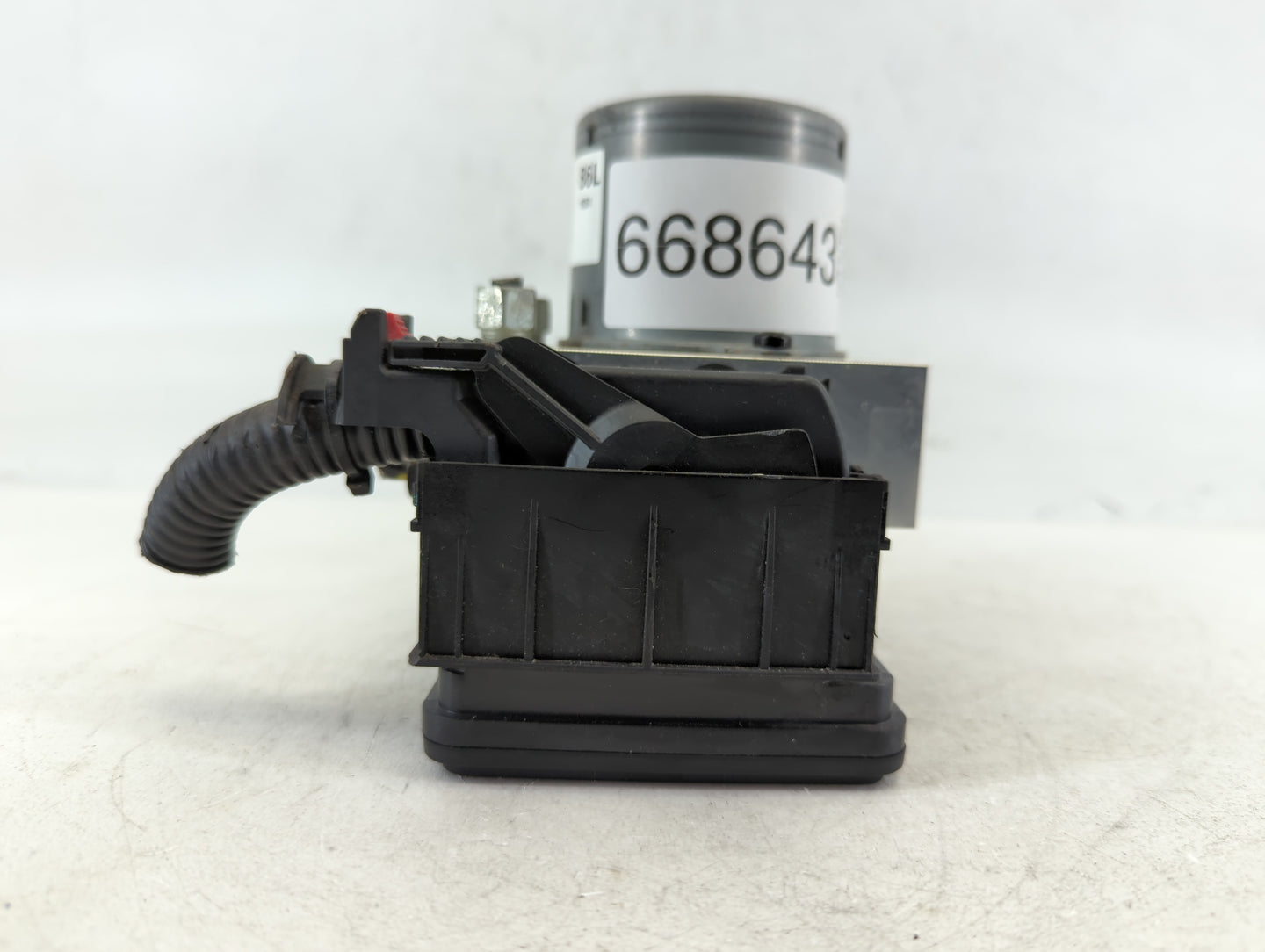 2017-2021 Buick Encore ABS Pump Control Module Replacement P/N:42643519 Fits Fits 2017 2018 2019 2020 2021 OEM Used Auto Par