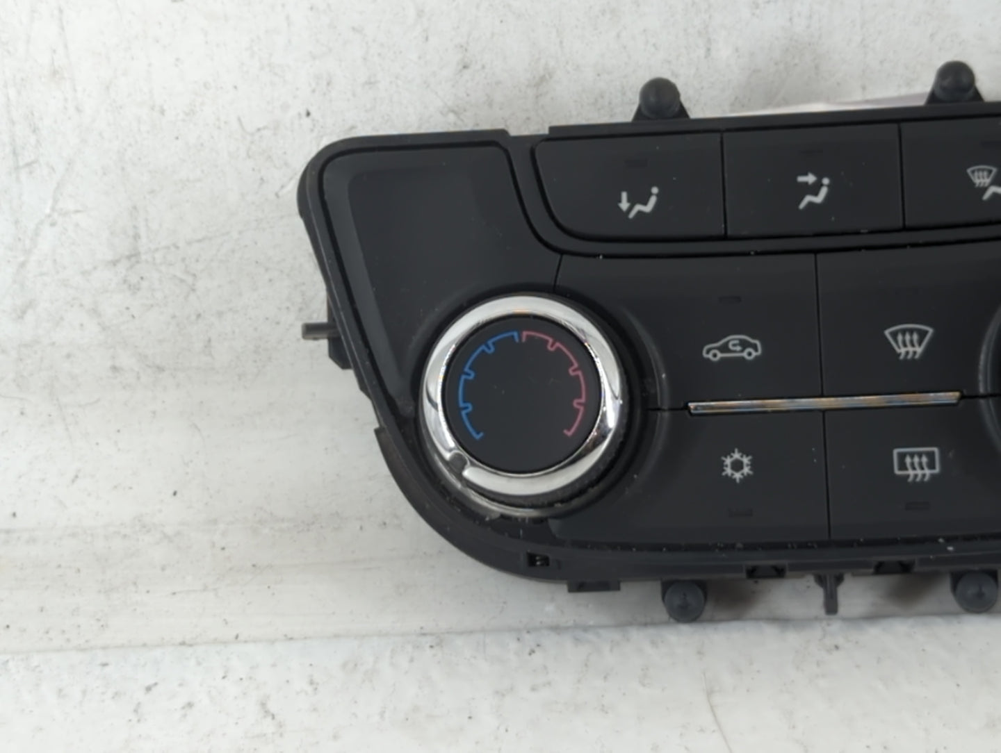 2017-2021 Buick Encore Climate Control Module Temperature AC/Heater Replacement P/N:A2C1134980001 39081561 Fits OEM Used Aut
