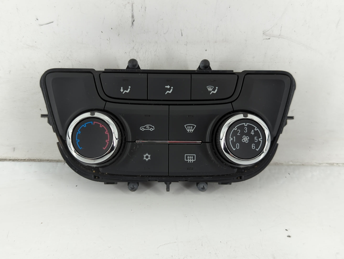 2017-2021 Buick Encore Climate Control Module Temperature AC/Heater Replacement P/N:A2C1134980001 39081561 Fits OEM Used Aut