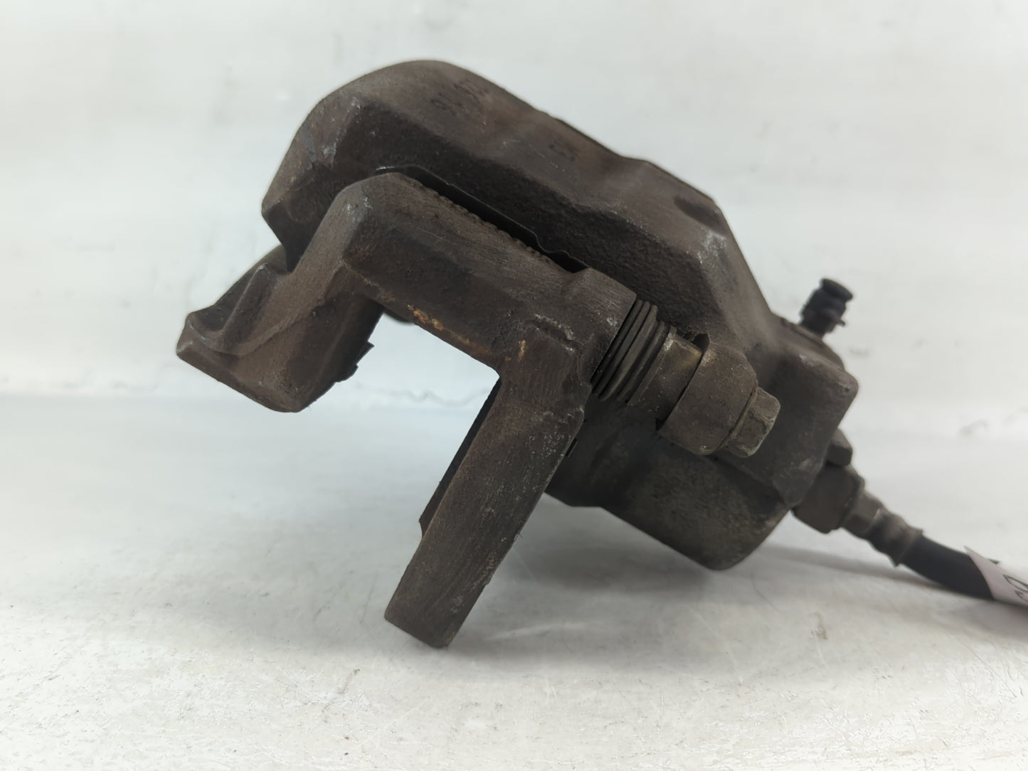 2018-2021 Buick Encore Front Passenger Right Brake Caliper - Oemusedautoparts1.com