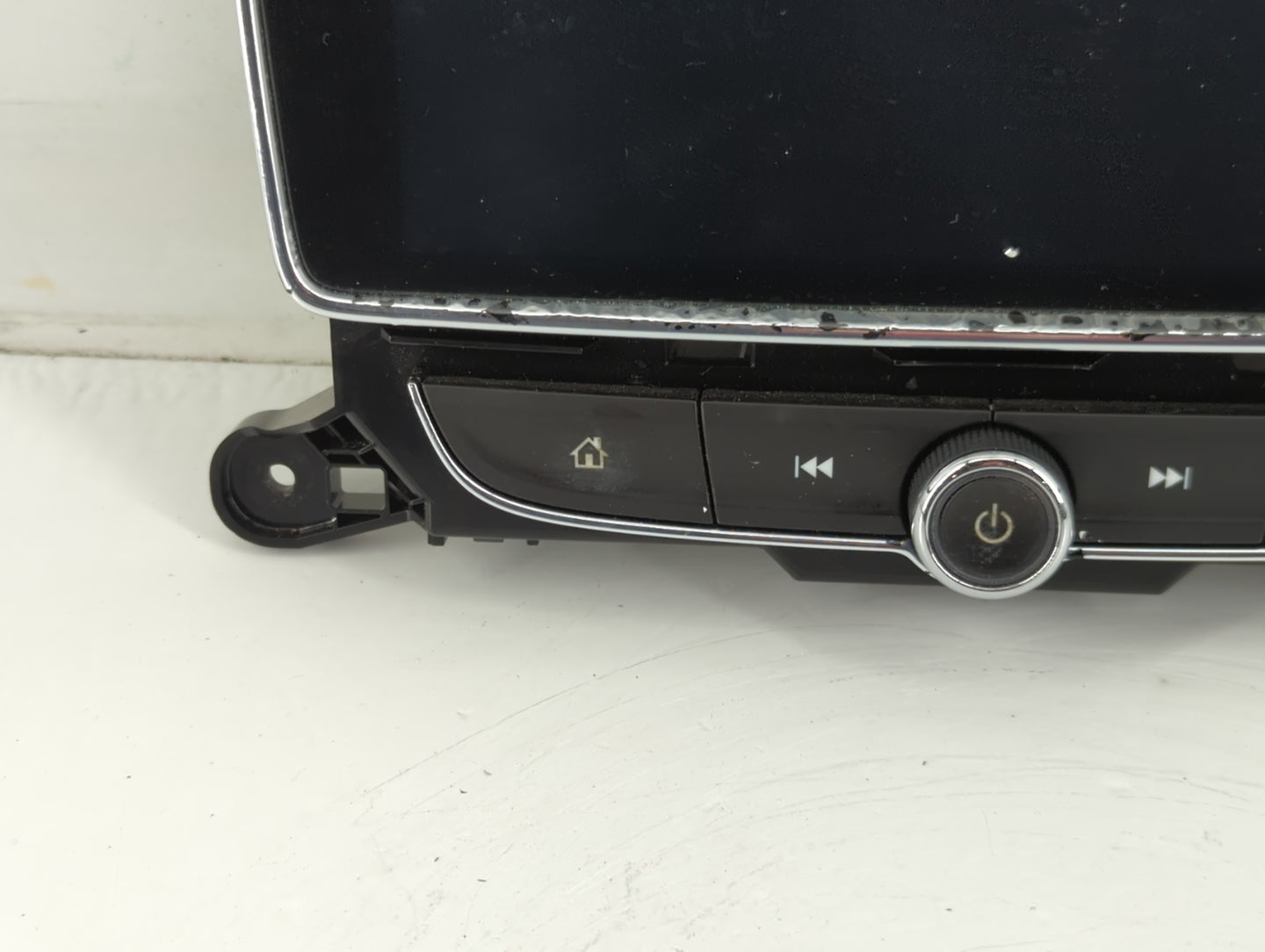 2018-2020 Buick Encore Radio AM FM Cd Player Receiver Replacement P/N:42670751 Fits Fits 2018 2019 2020 OEM Used Auto Parts 