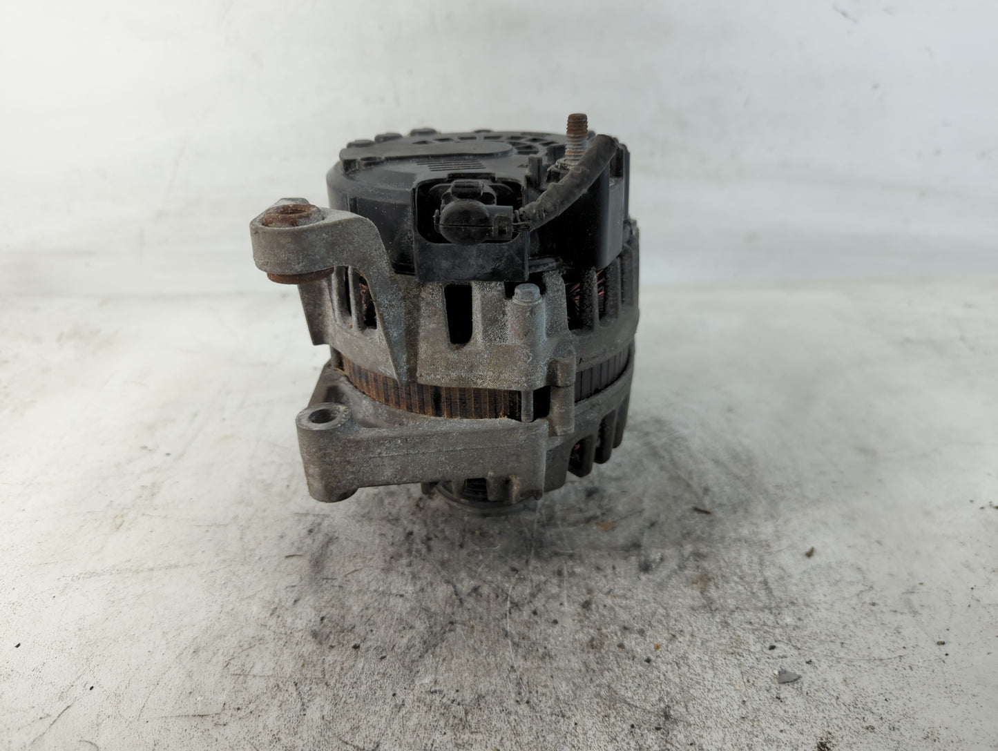 2013-2021 Buick Encore Alternator Replacement Generator Charging Assembly Engine OEM P/N:13597226 Fits OEM Used Auto Parts -