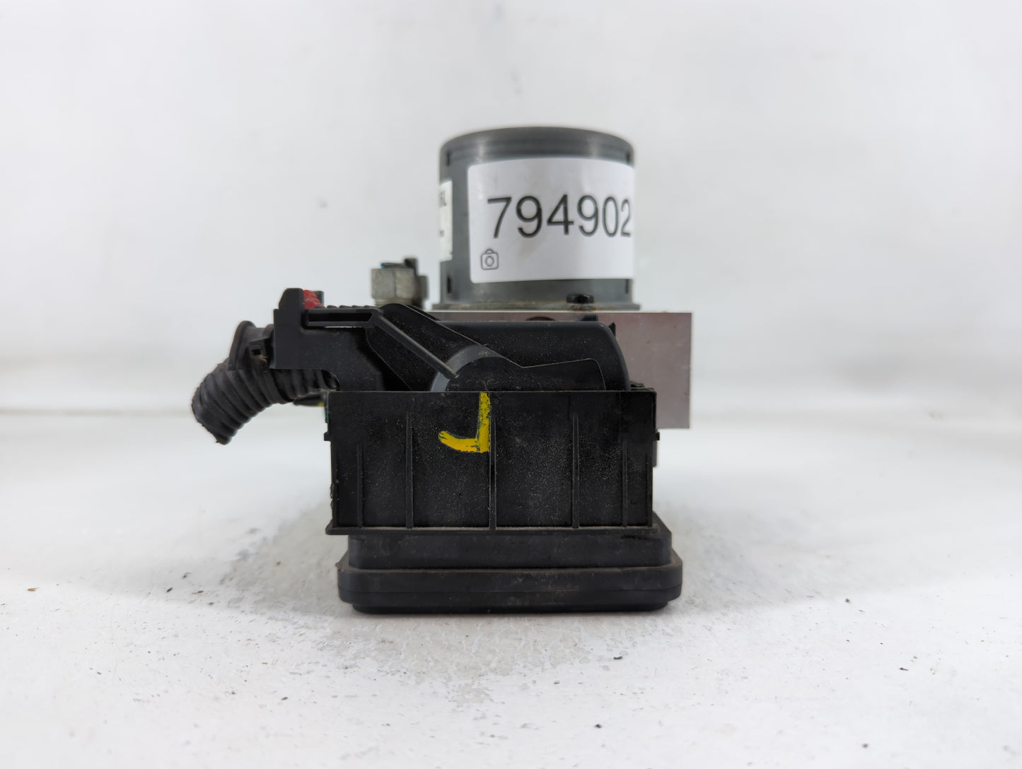 2017-2021 Buick Encore ABS Pump Control Module Replacement P/N:688250455 Fits Fits 2017 2018 2019 2020 2021 OEM Used Auto Pa