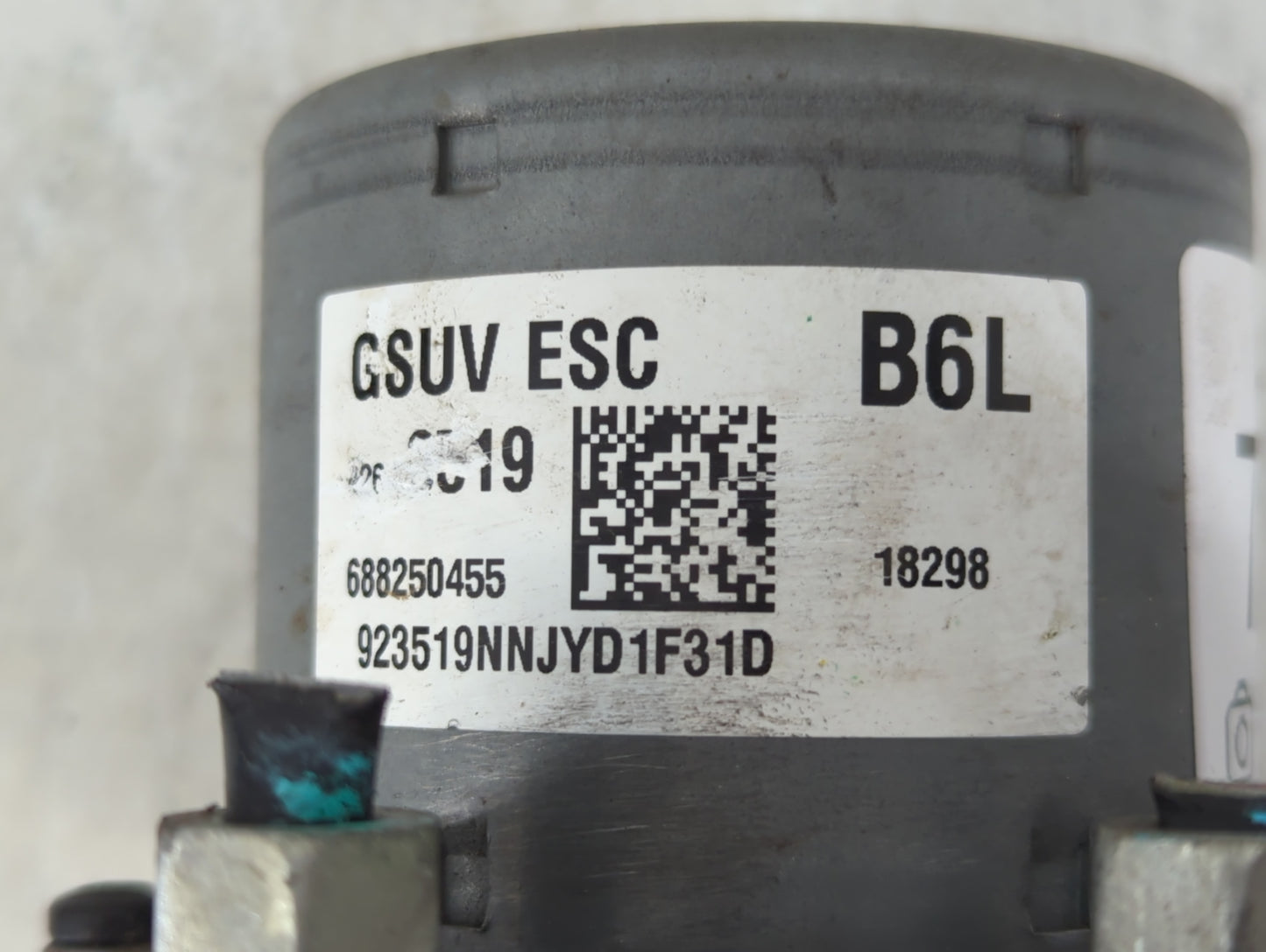 2017-2021 Buick Encore ABS Pump Control Module Replacement P/N:688250455 Fits Fits 2017 2018 2019 2020 2021 OEM Used Auto Pa