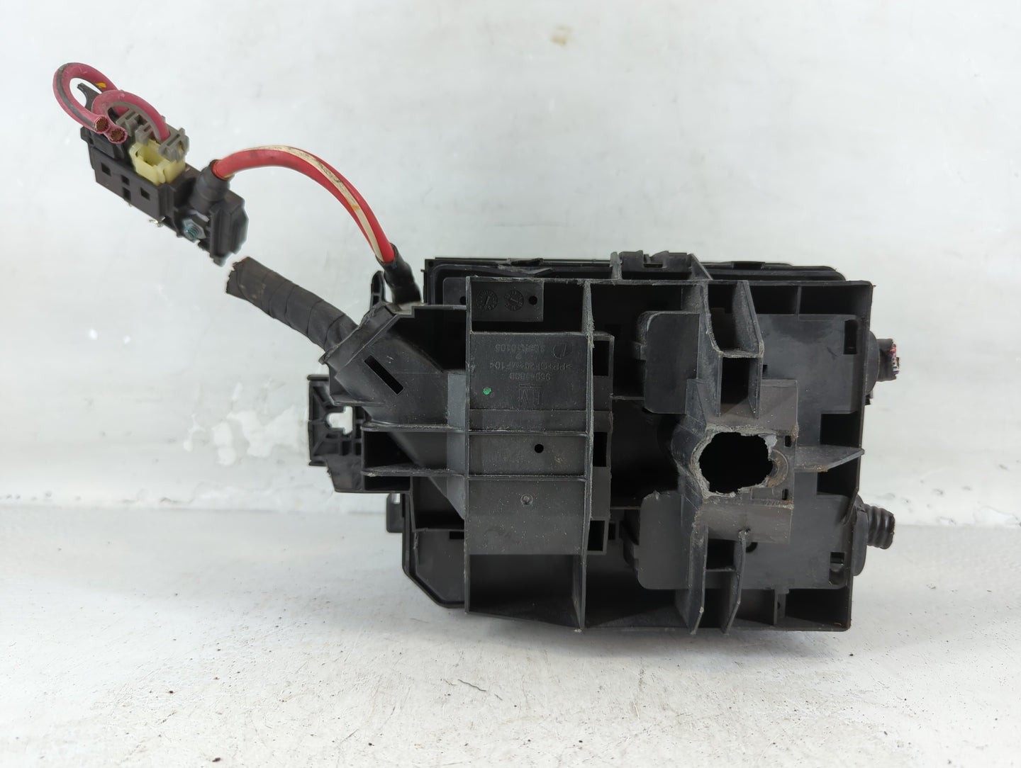 2018-2020 Buick Encore Fusebox Fuse Box Panel Relay Module P/N:C0000465 2624875 Fits Fits 2018 2019 2020 OEM Used Auto Parts