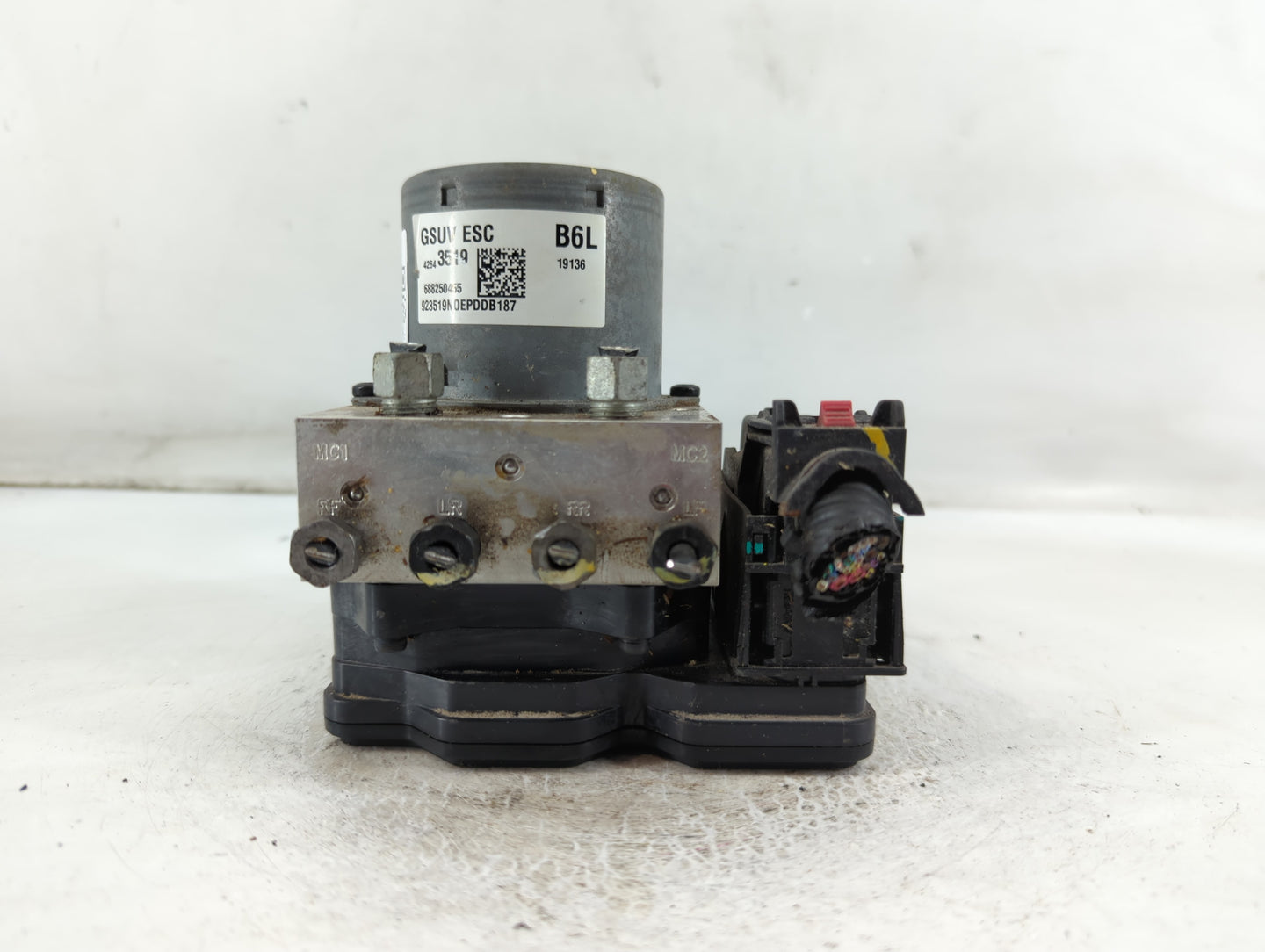 2017-2021 Buick Encore ABS Pump Control Module Replacement P/N:42643519 Fits Fits 2017 2018 2019 2020 2021 OEM Used Auto Par