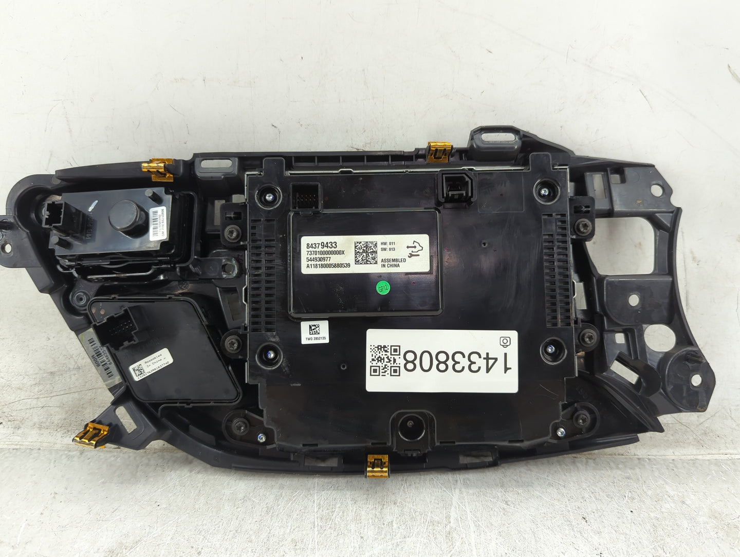 2019-2020 Buick Envision Radio AM FM Cd Player Receiver Replacement P/N:84379433 7370100000000X, 544930977 Fits Fits 2019 20